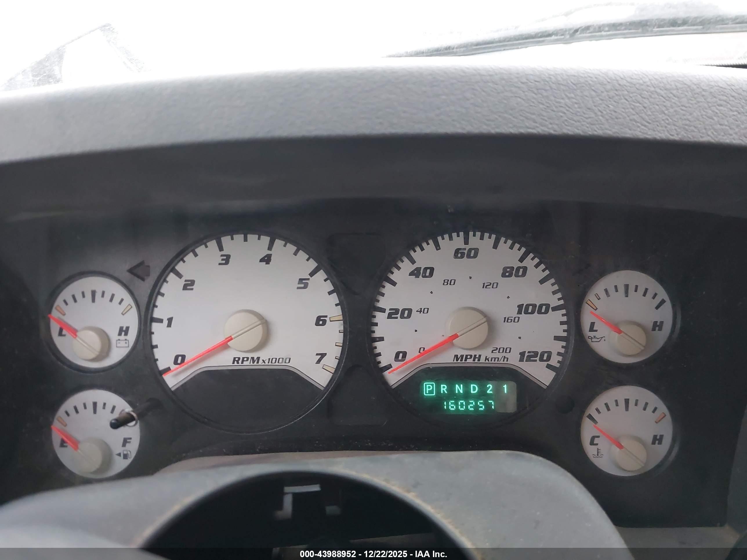 DODGE RAM image 7