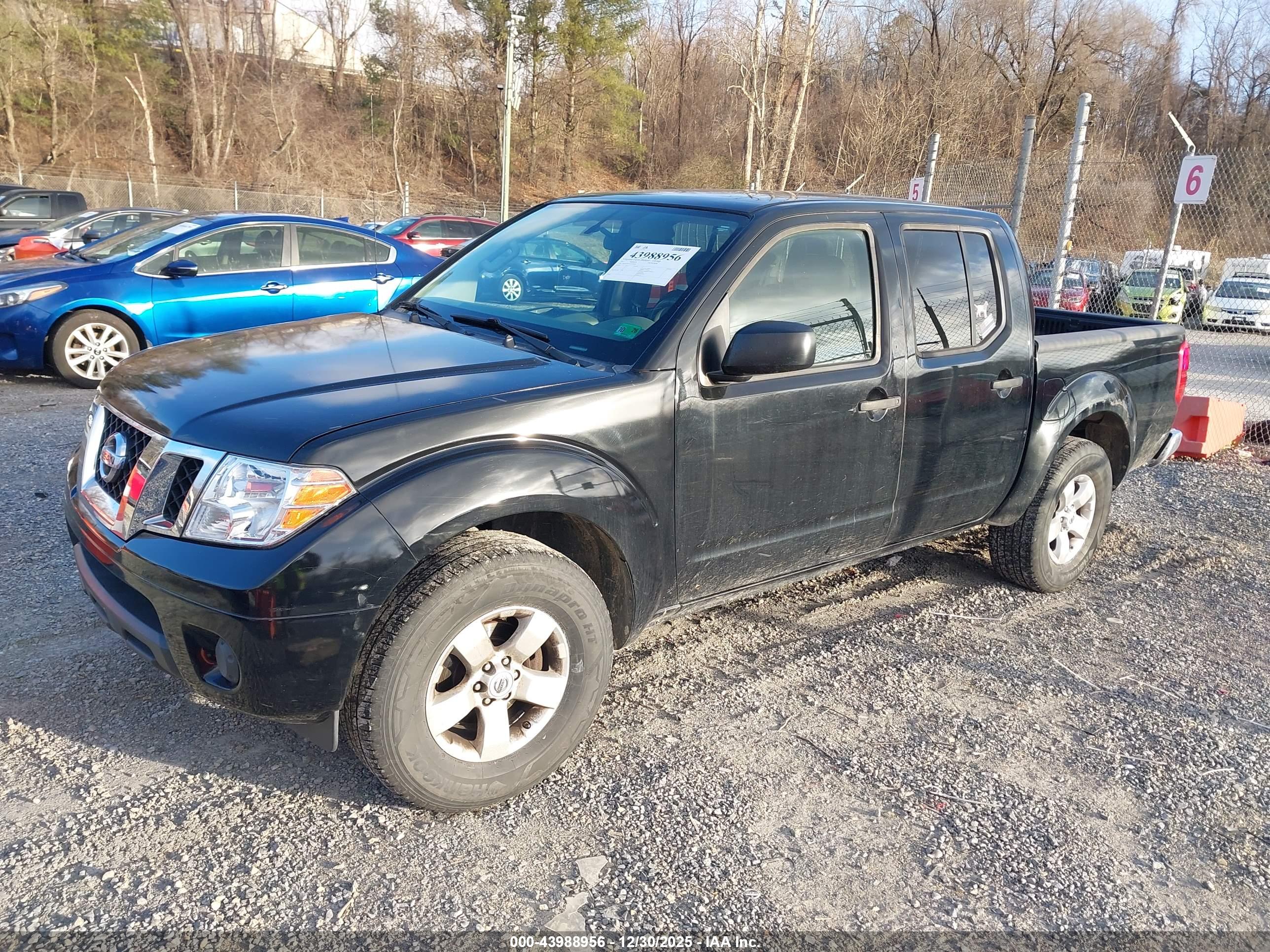 NISSAN FRONTIER image 2