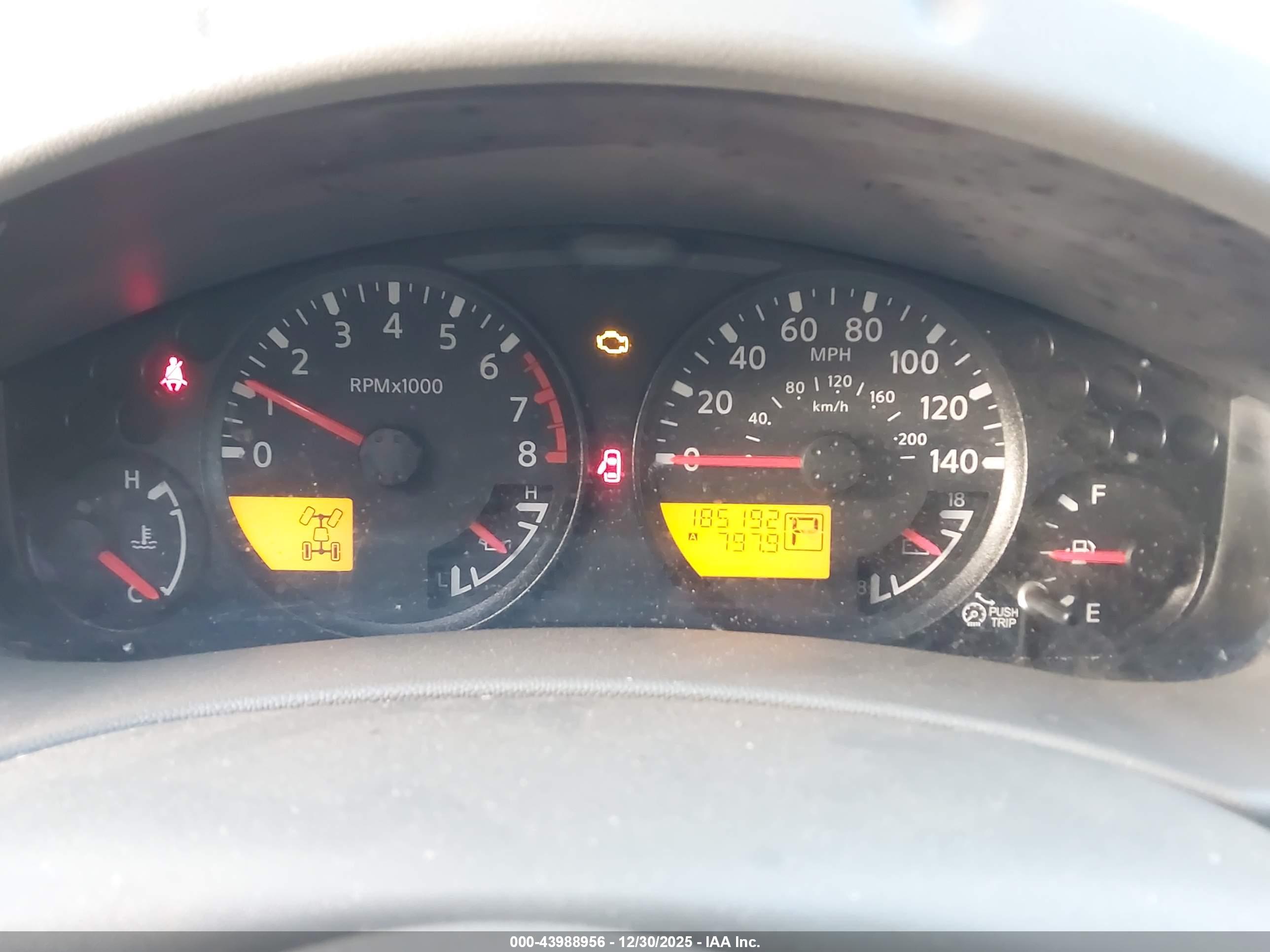 NISSAN FRONTIER image 7