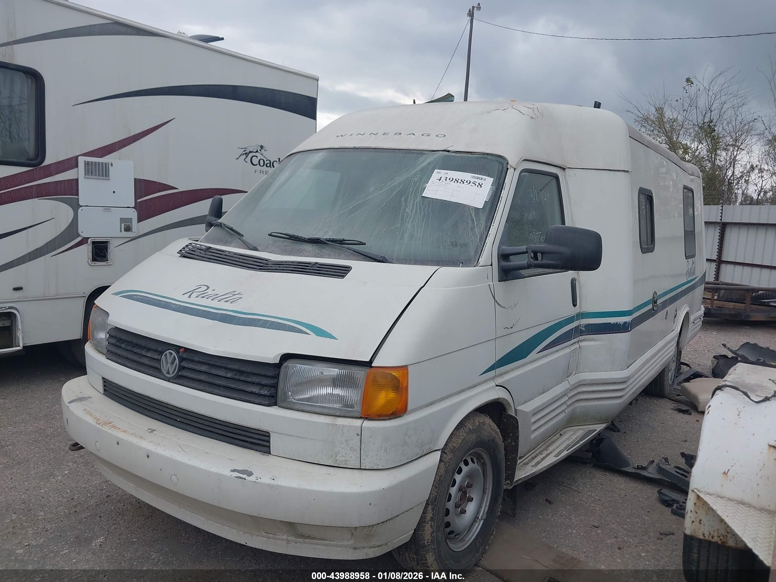 WINNEBAGO RIALTA image 2
