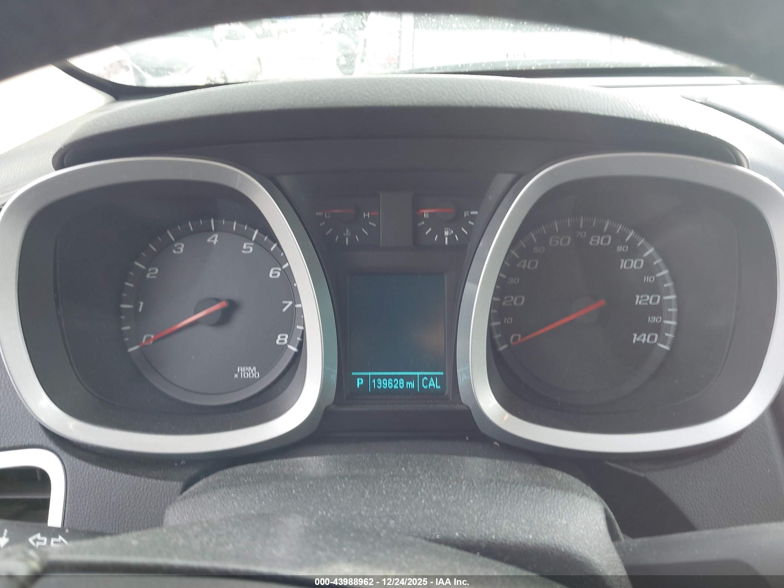 CHEVROLET EQUINOX image 7