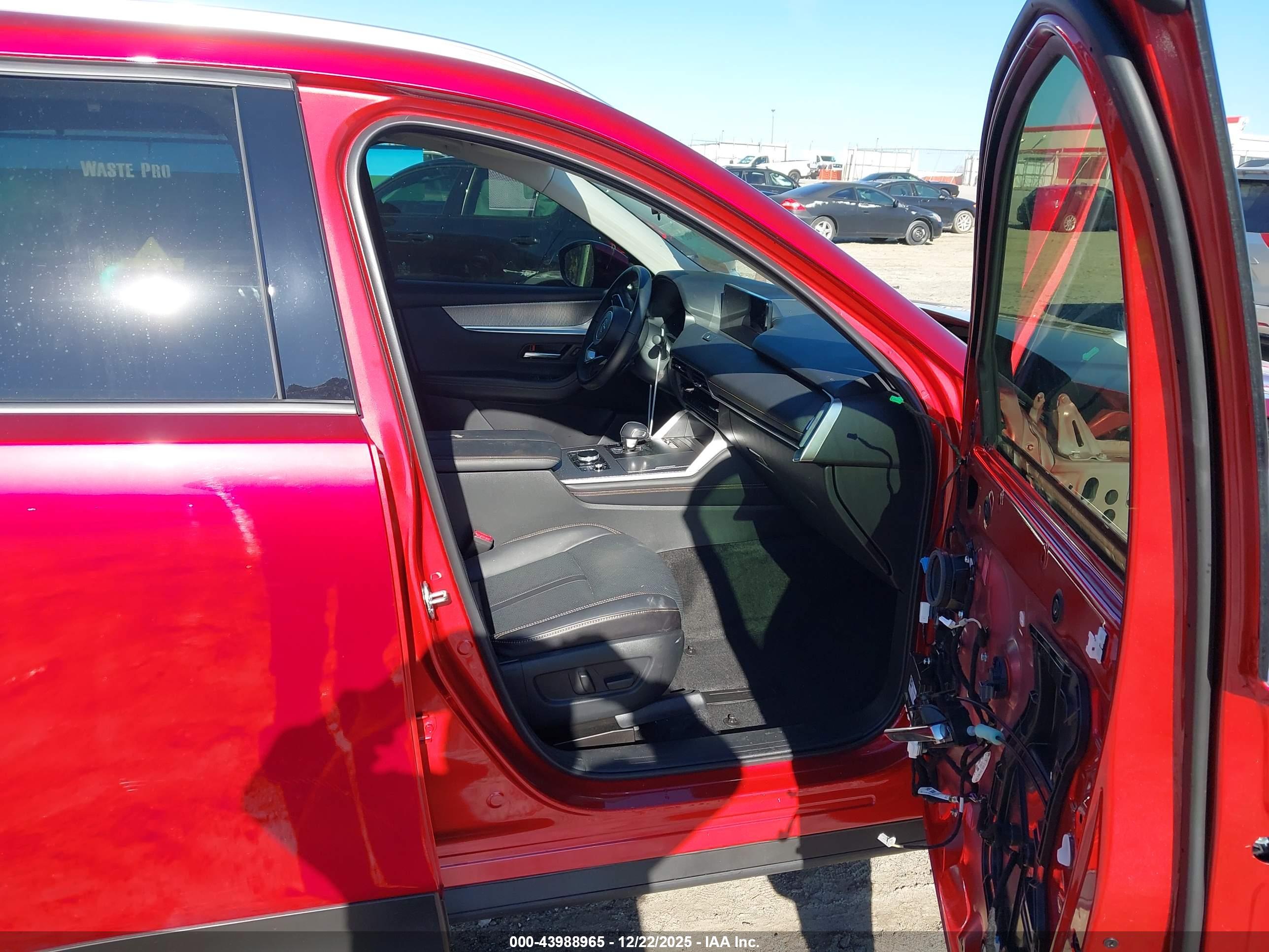 MAZDA CX-90 image 5