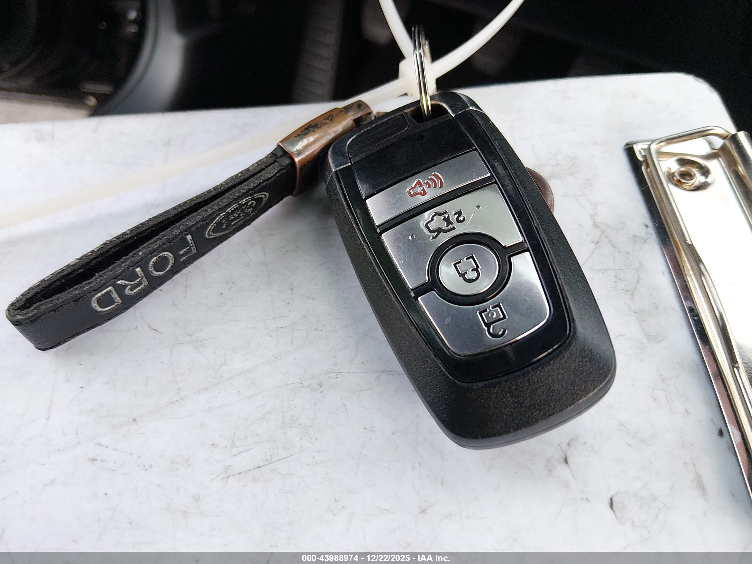 FORD MUSTANG image 11