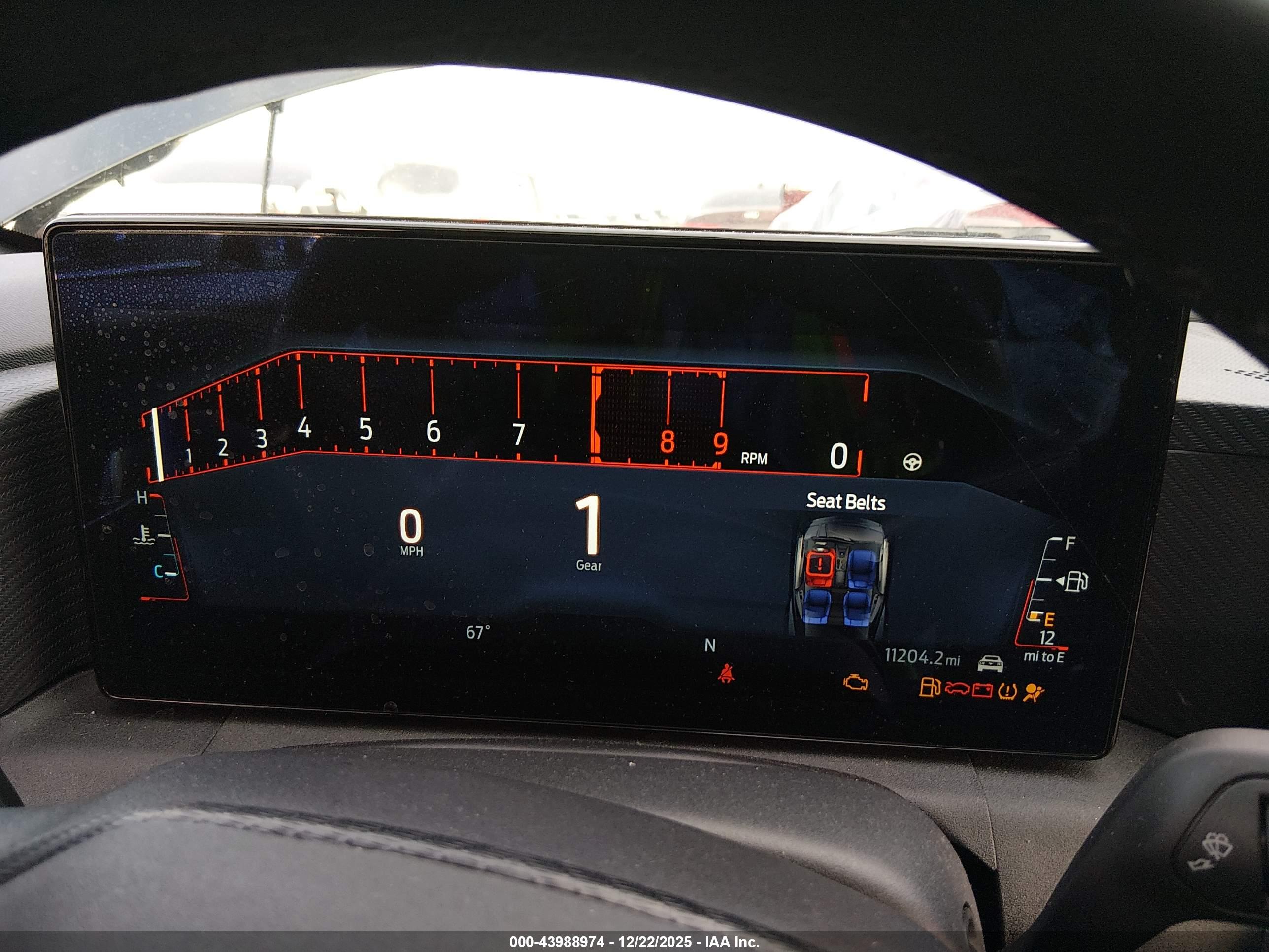 FORD MUSTANG image 7