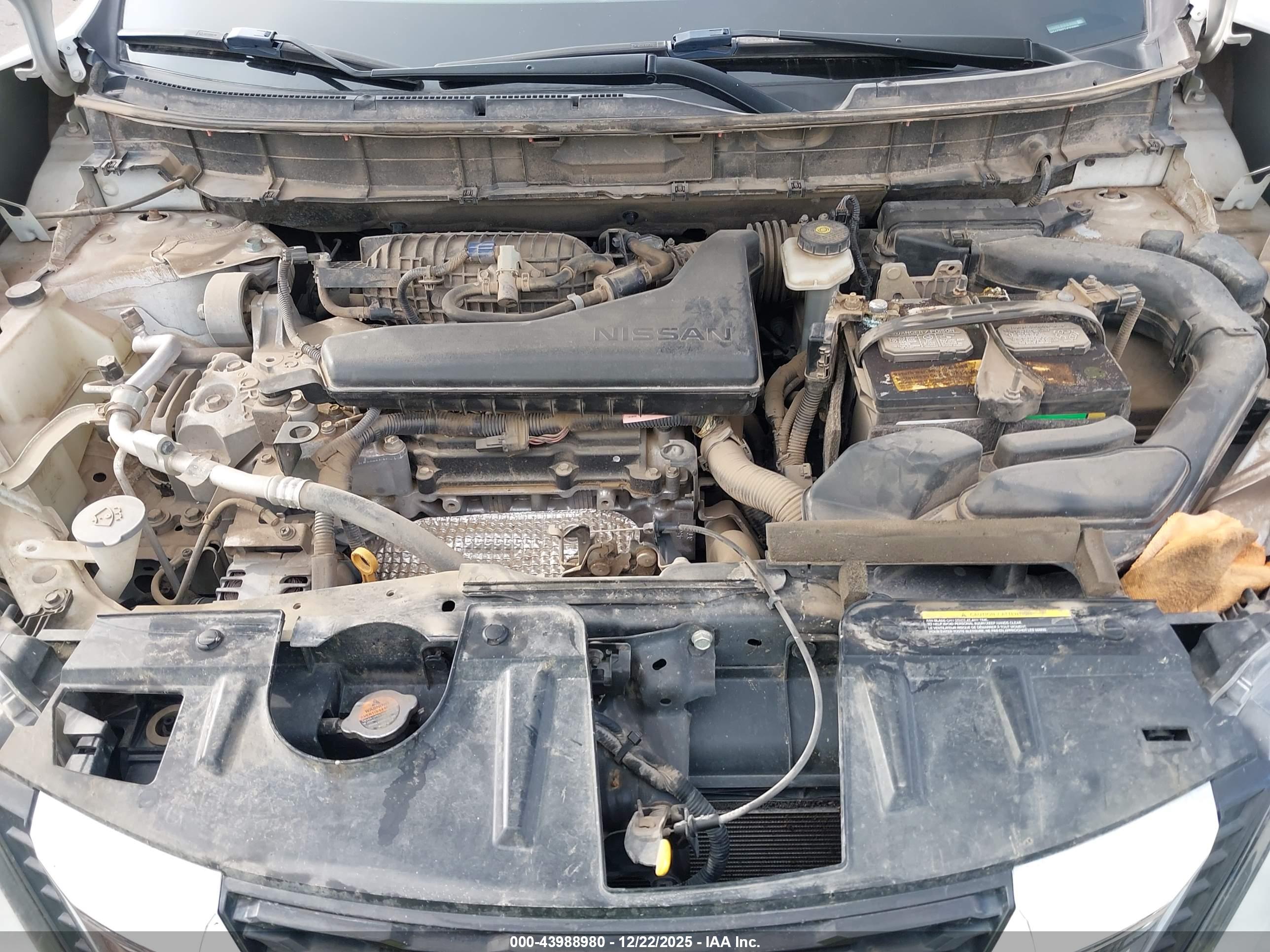 NISSAN ROGUE image 10