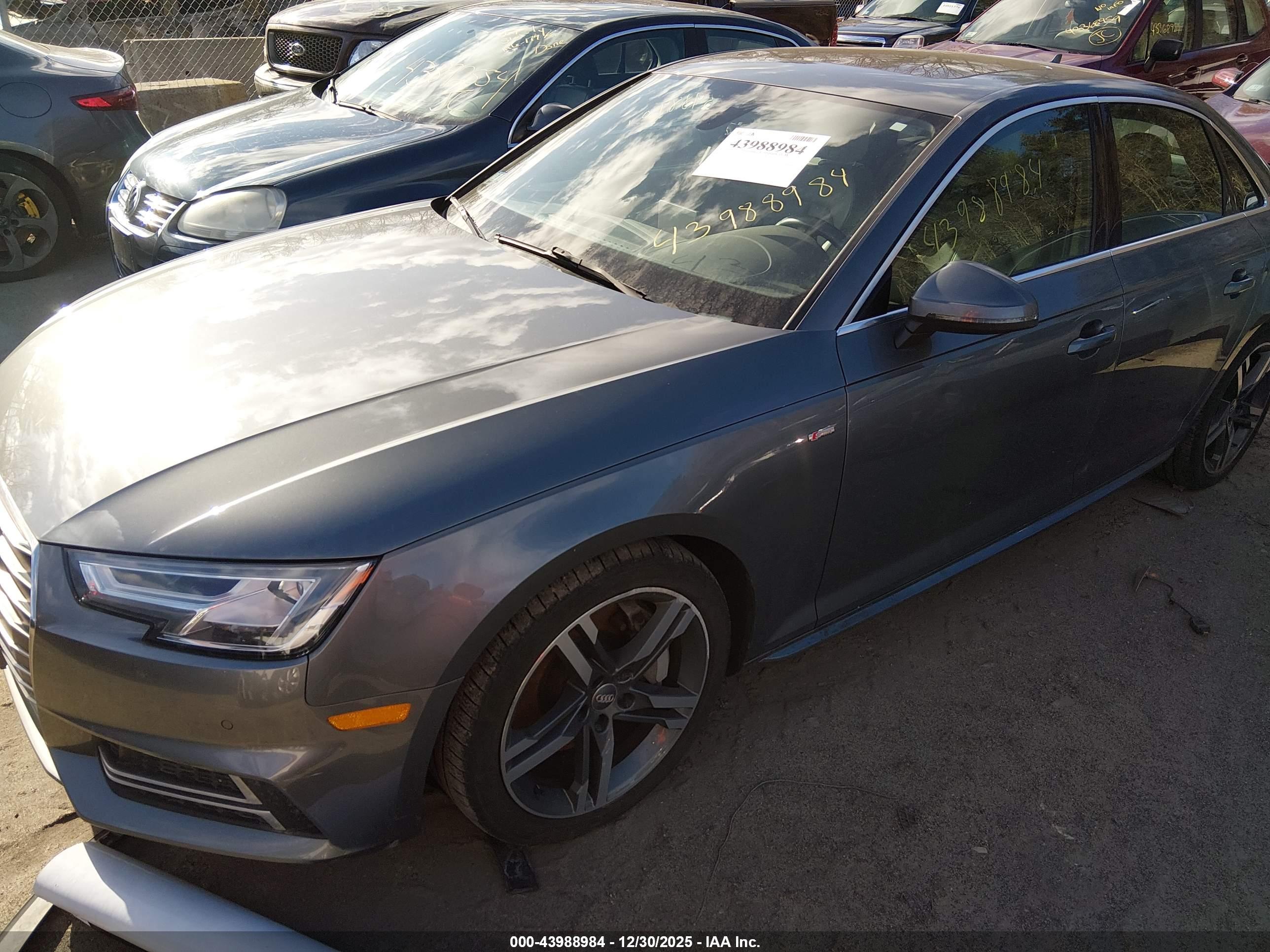 AUDI A4 image 2