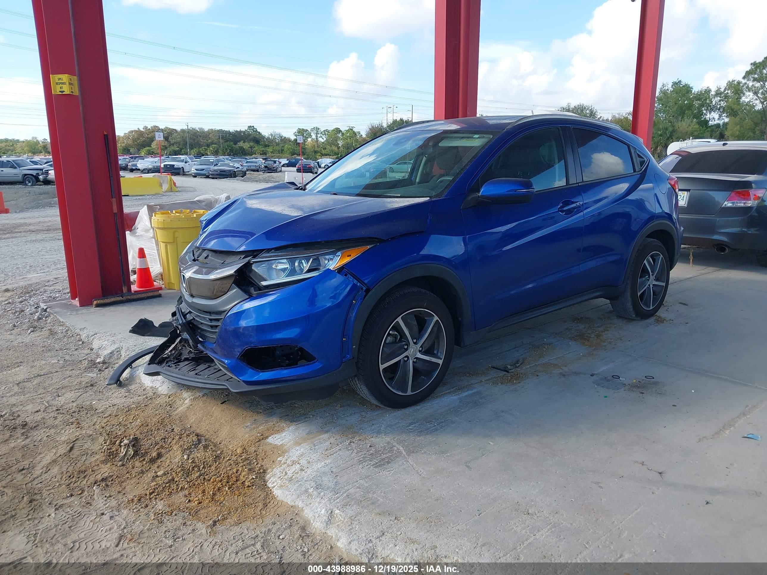 HONDA HR-V image 2