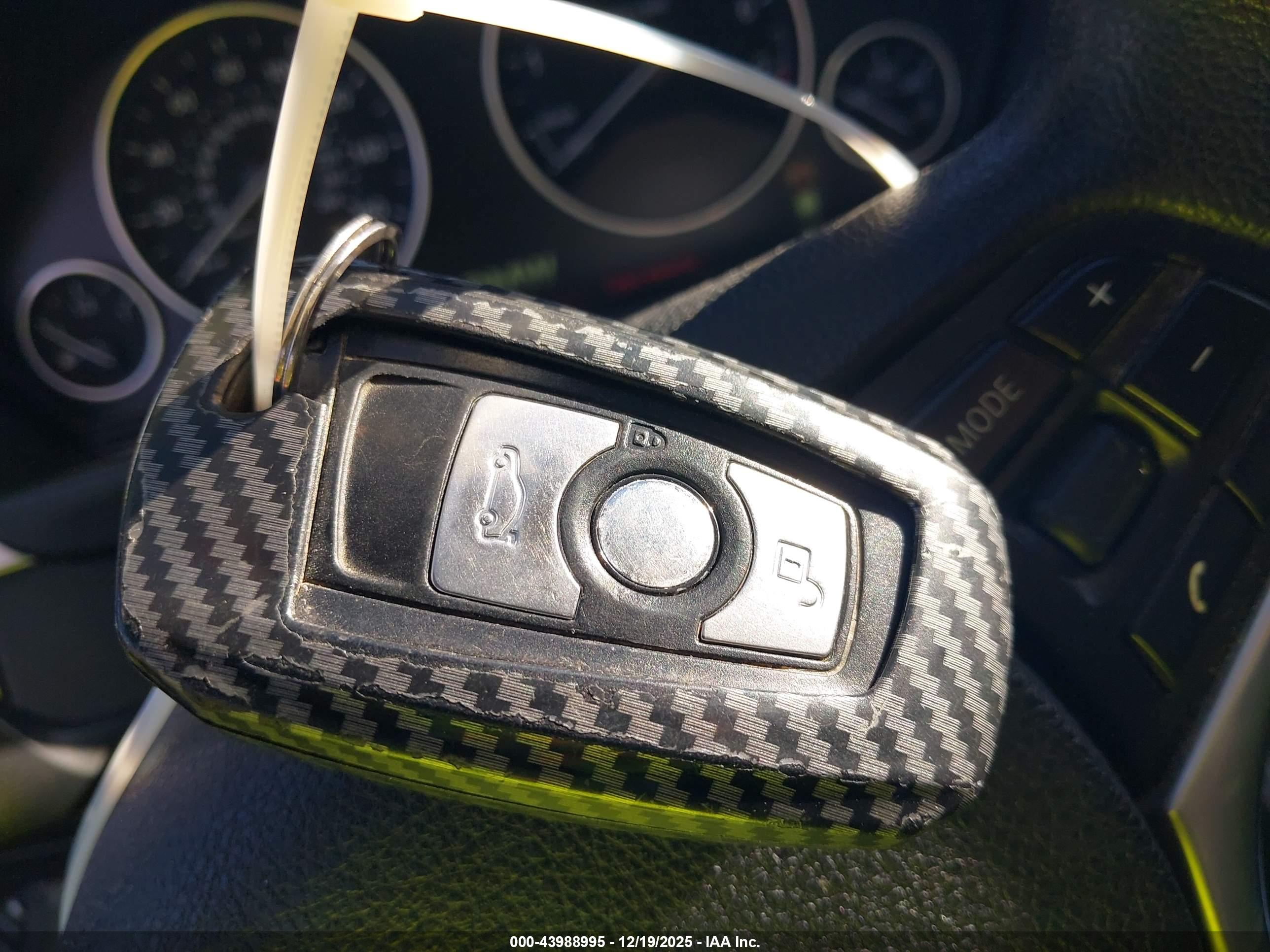 BMW 328I image 11