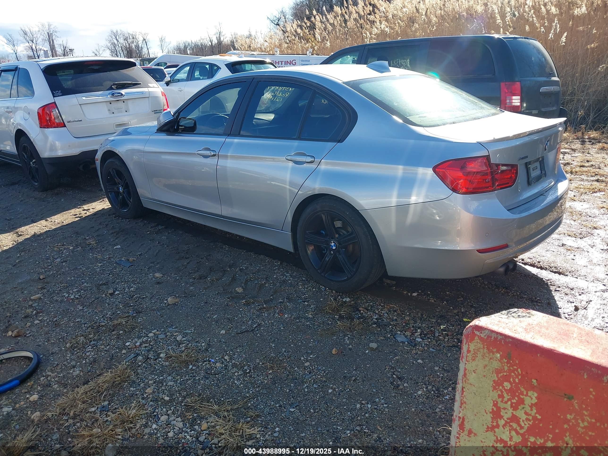BMW 328I image 3
