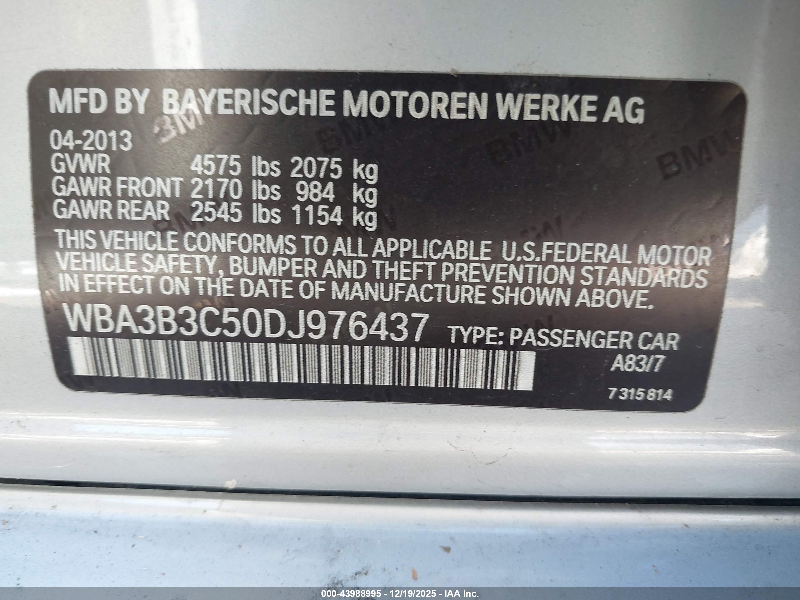 BMW 328I image 9