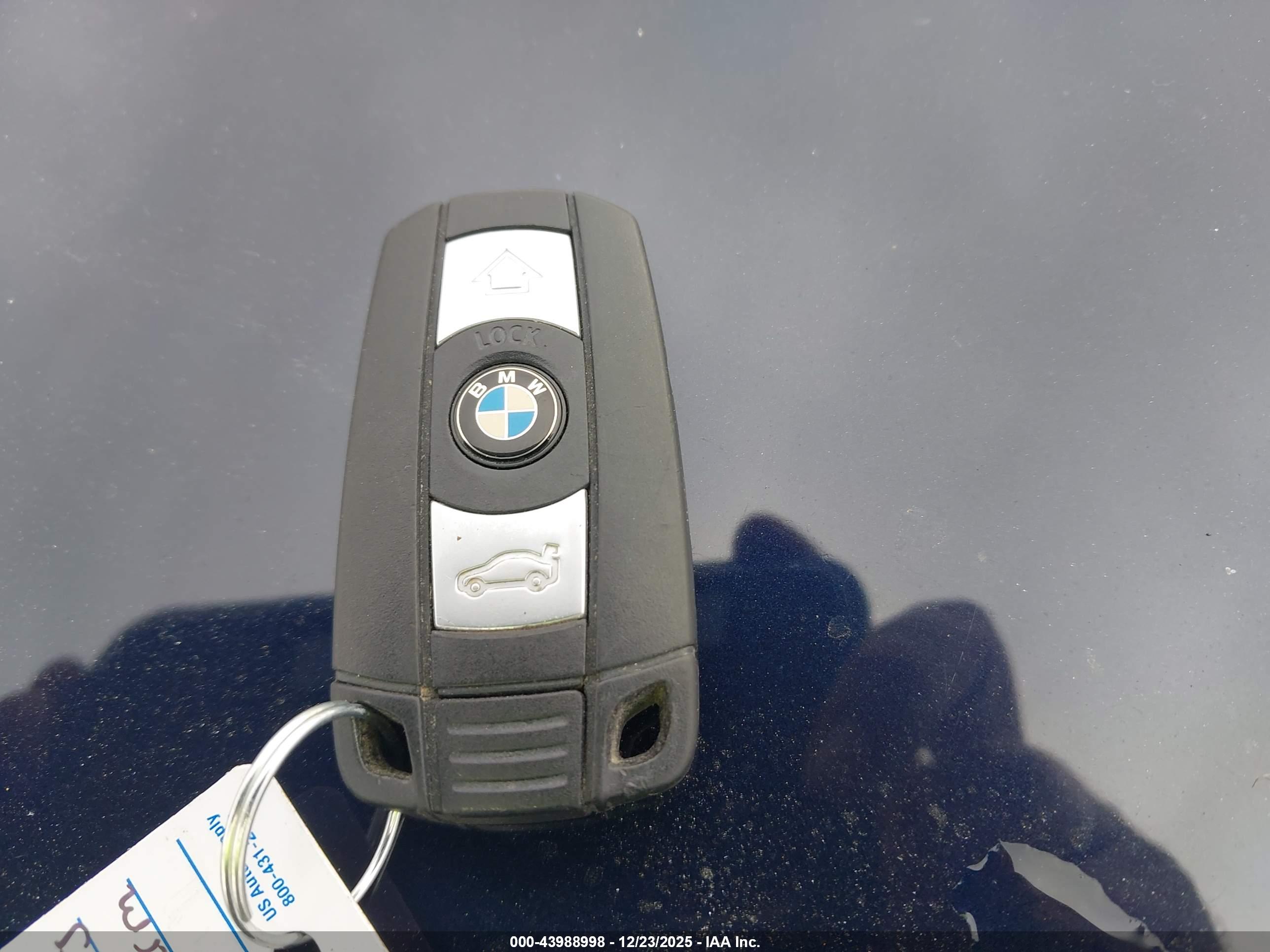 BMW 328I image 11