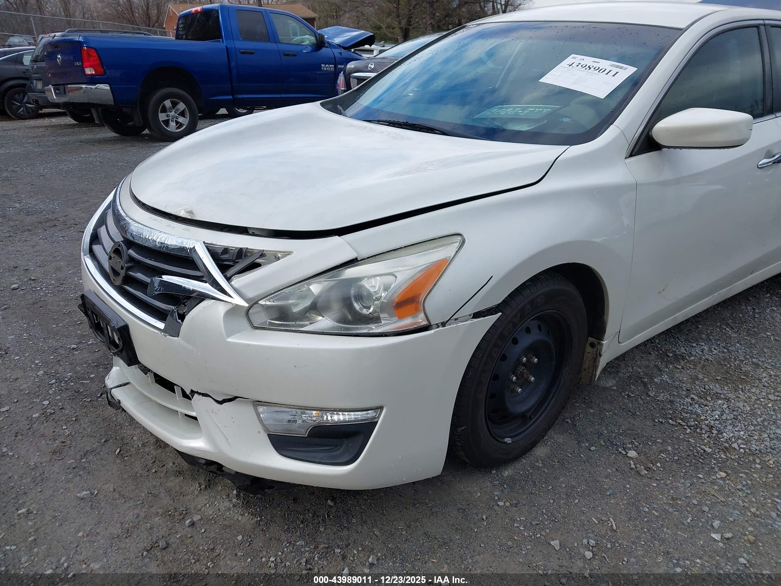 NISSAN ALTIMA image 6