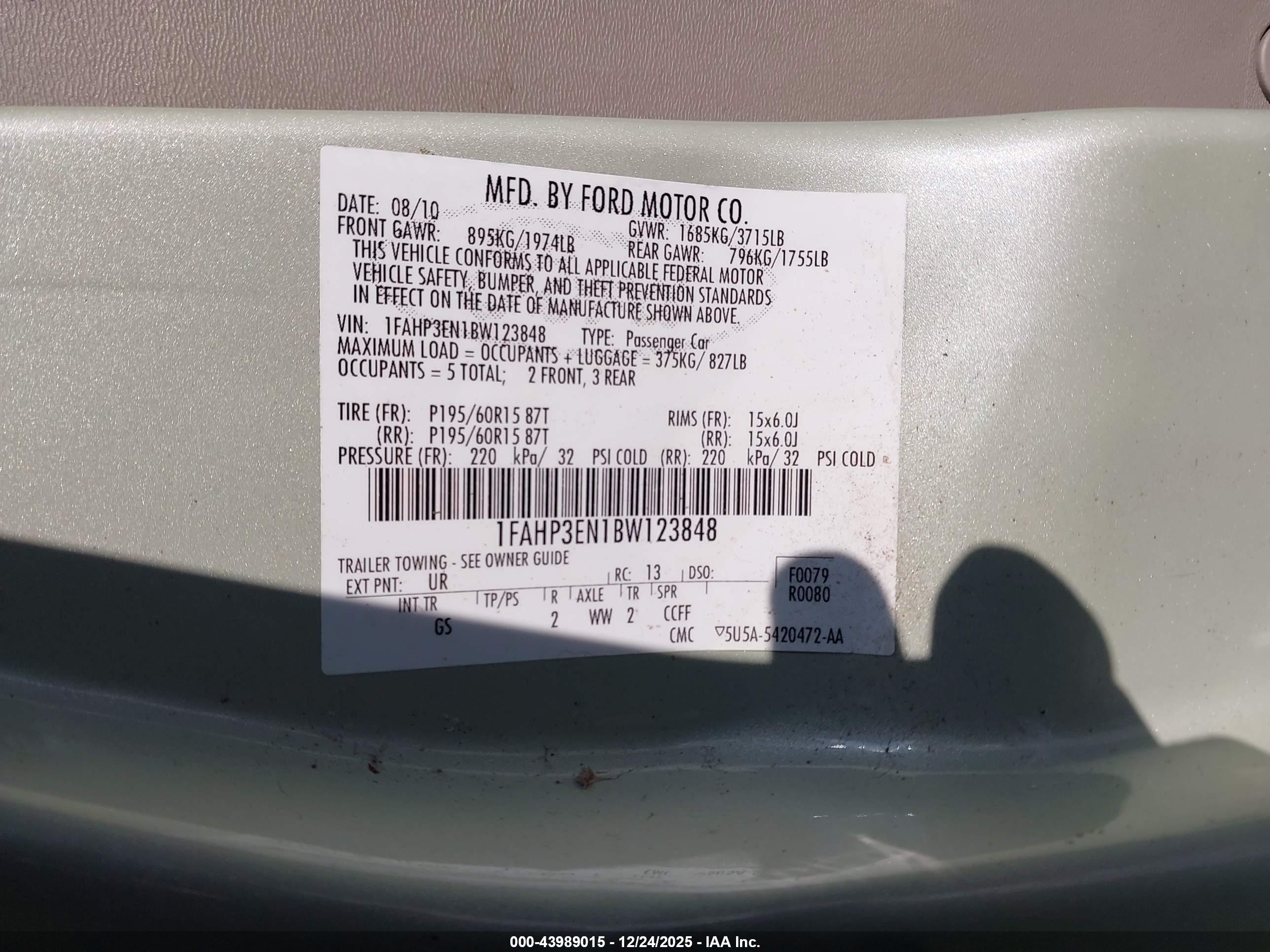 FORD FOCUS image 9