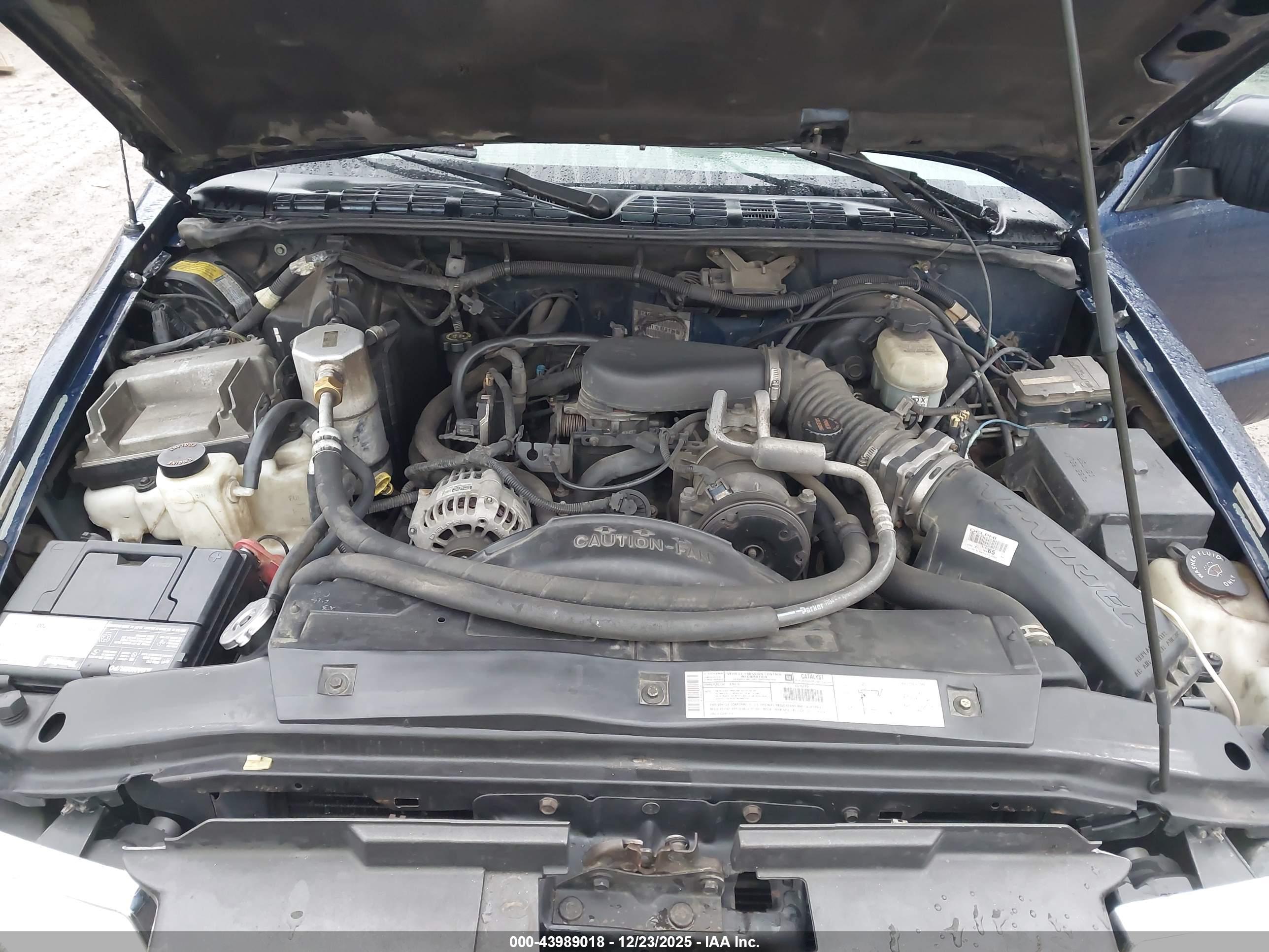 CHEVROLET S-10 image 10