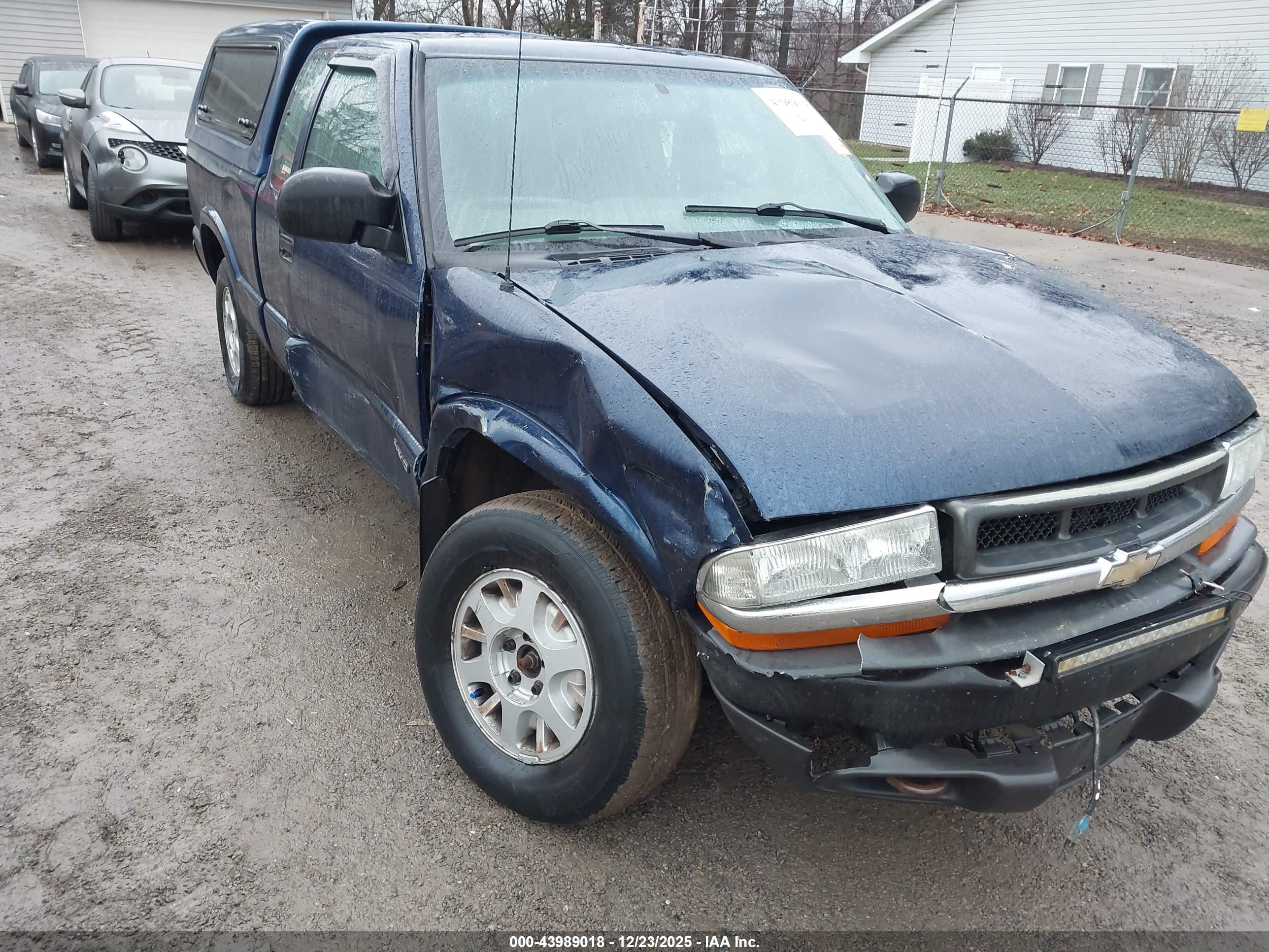 CHEVROLET S-10 image 6