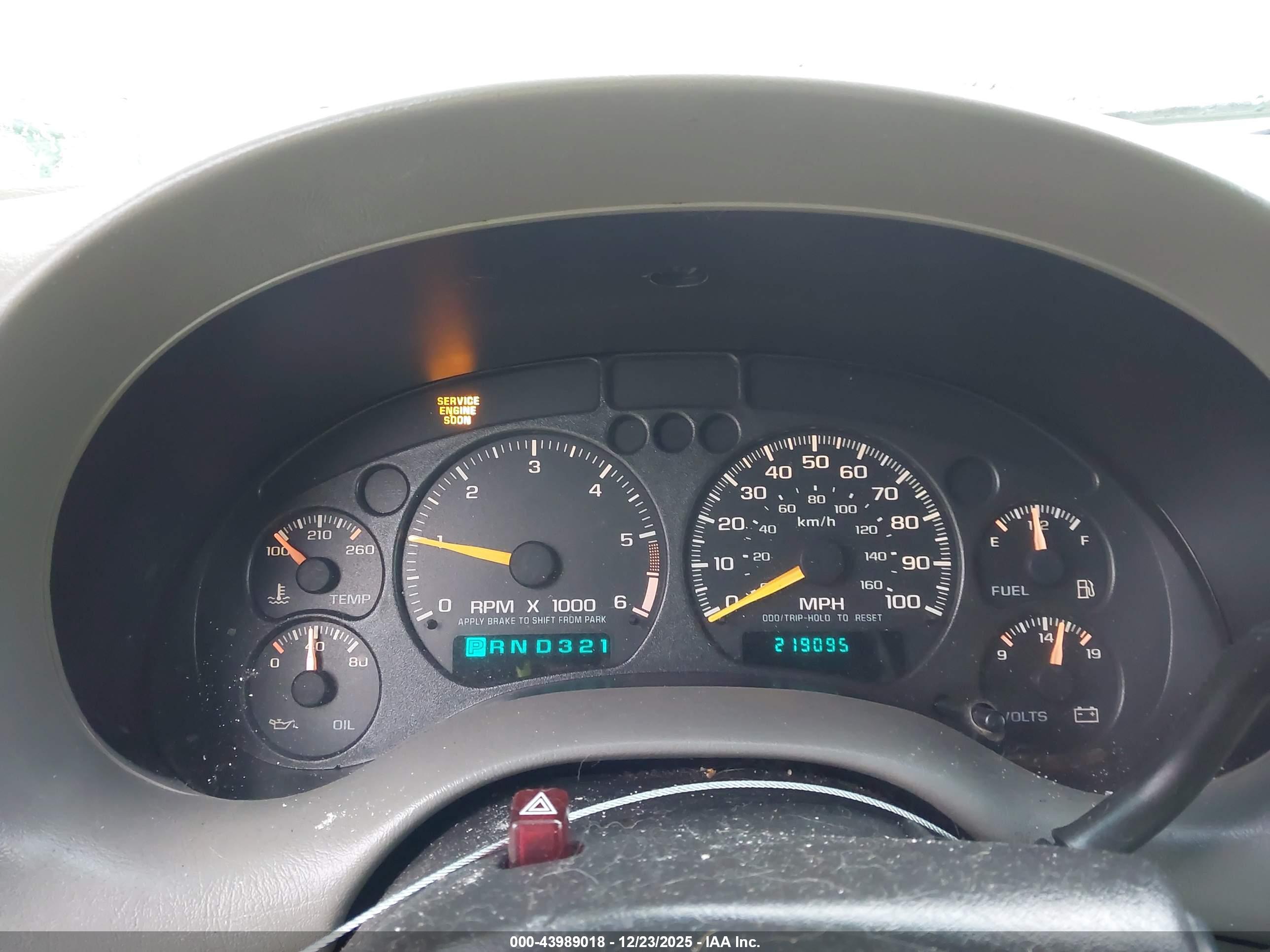 CHEVROLET S-10 image 7