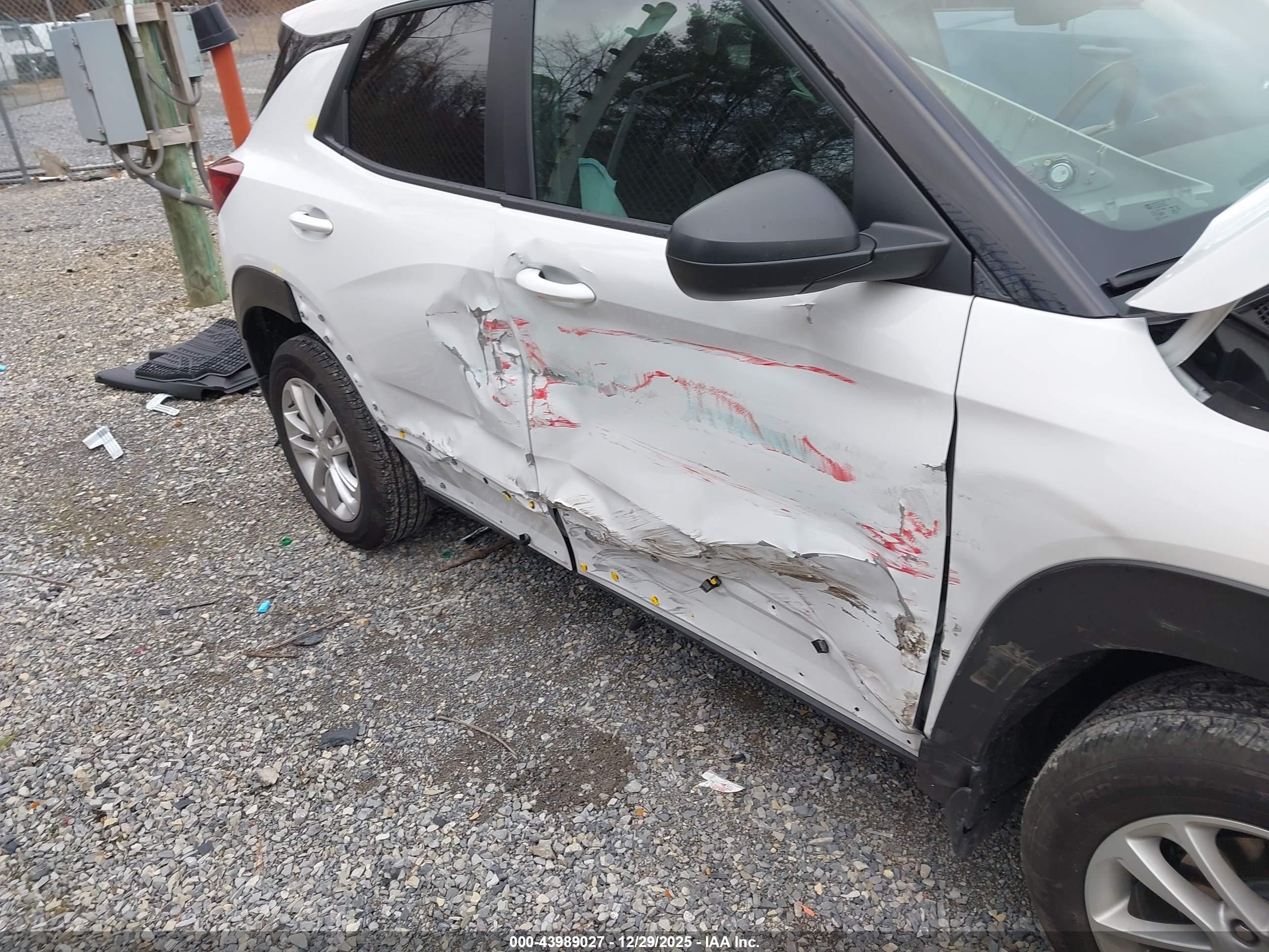 CHEVROLET TRAILBLAZER image 6