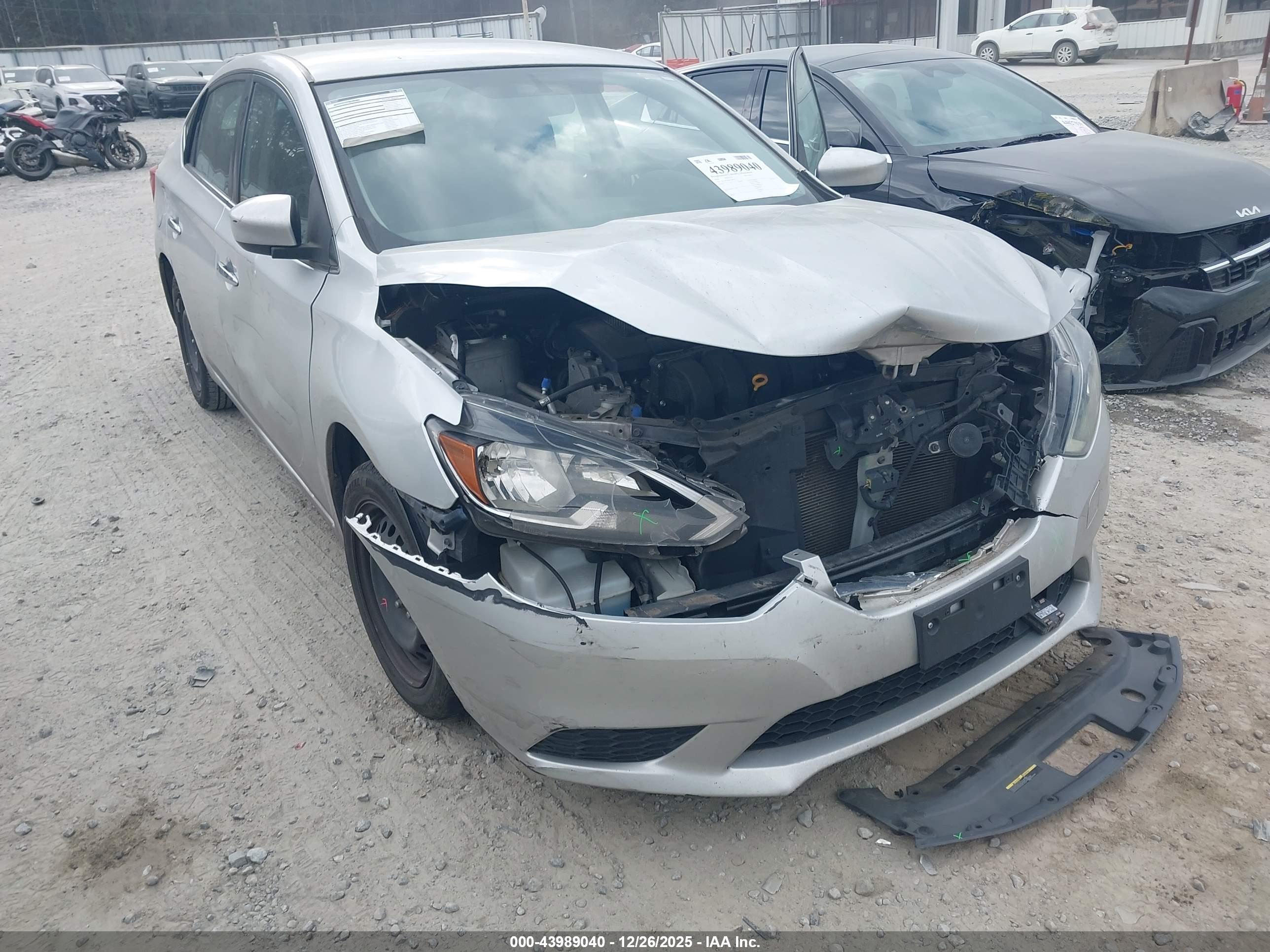 NISSAN SENTRA image 6
