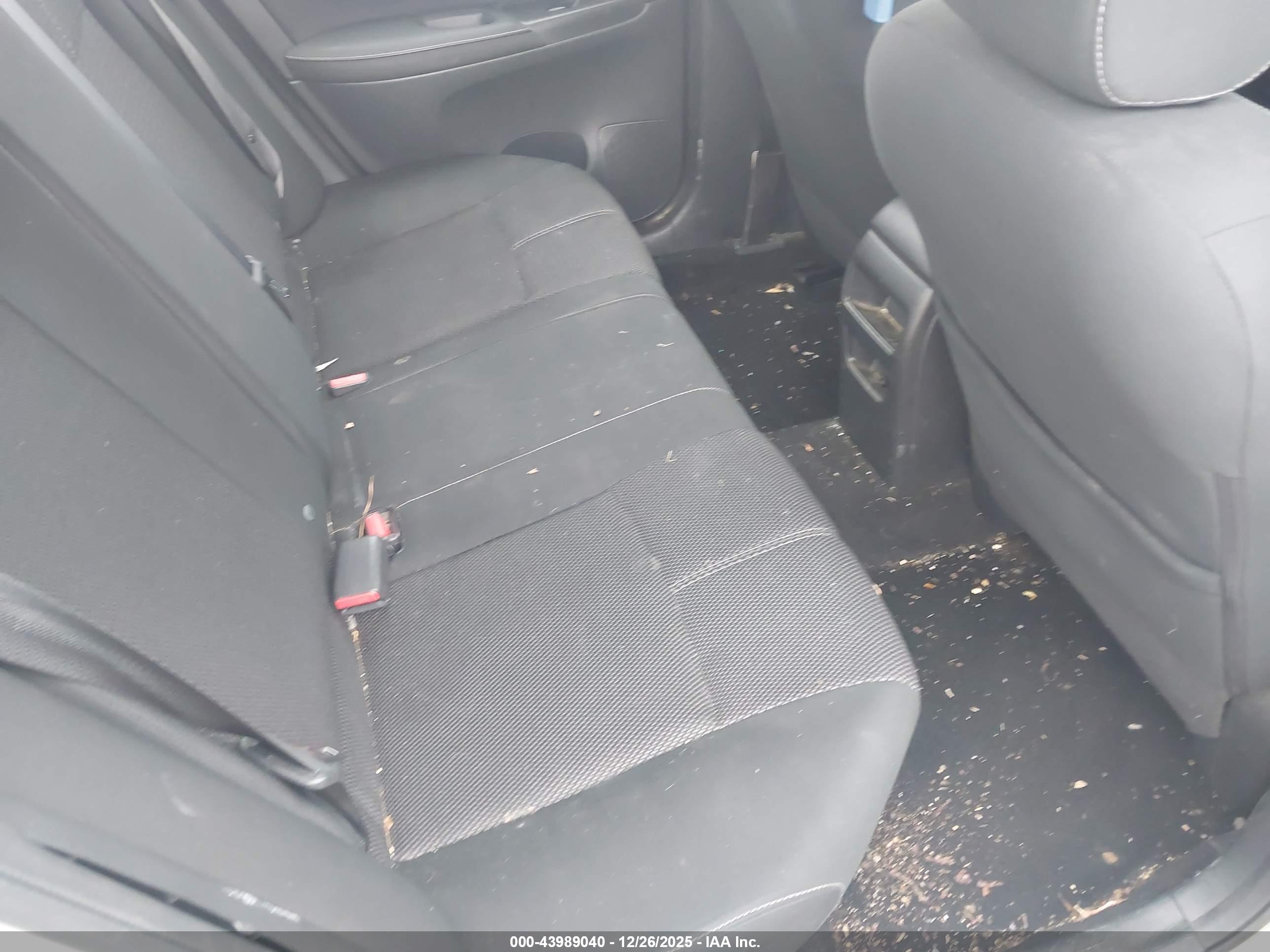 NISSAN SENTRA image 8