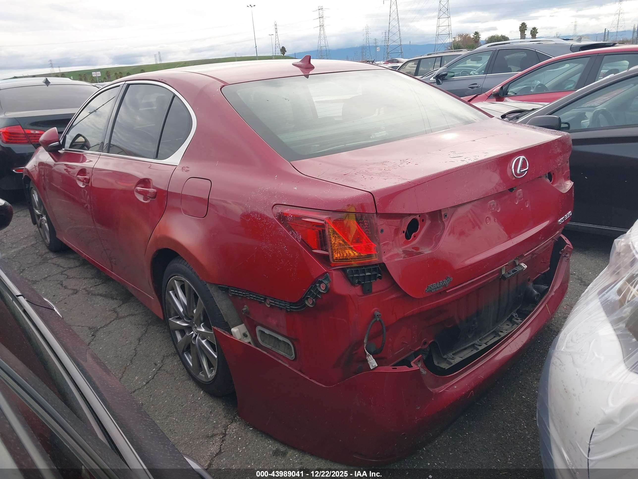 LEXUS GS image 3