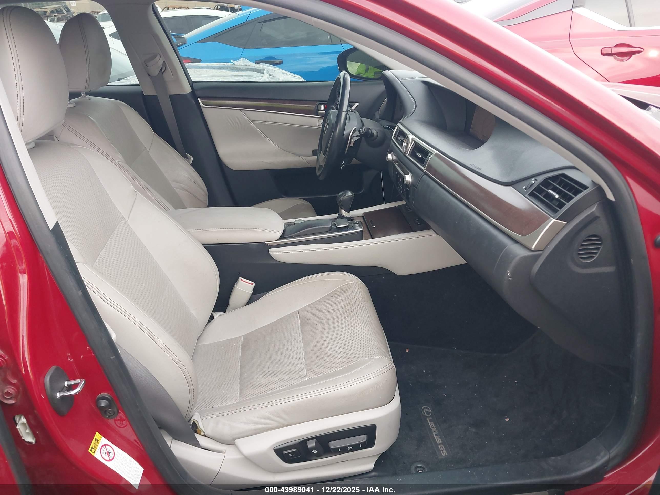 LEXUS GS image 5