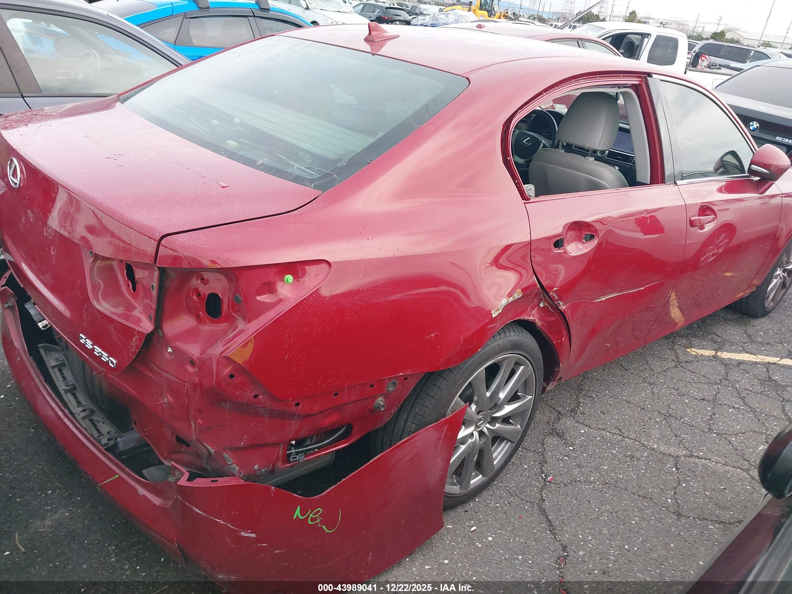 LEXUS GS image 6