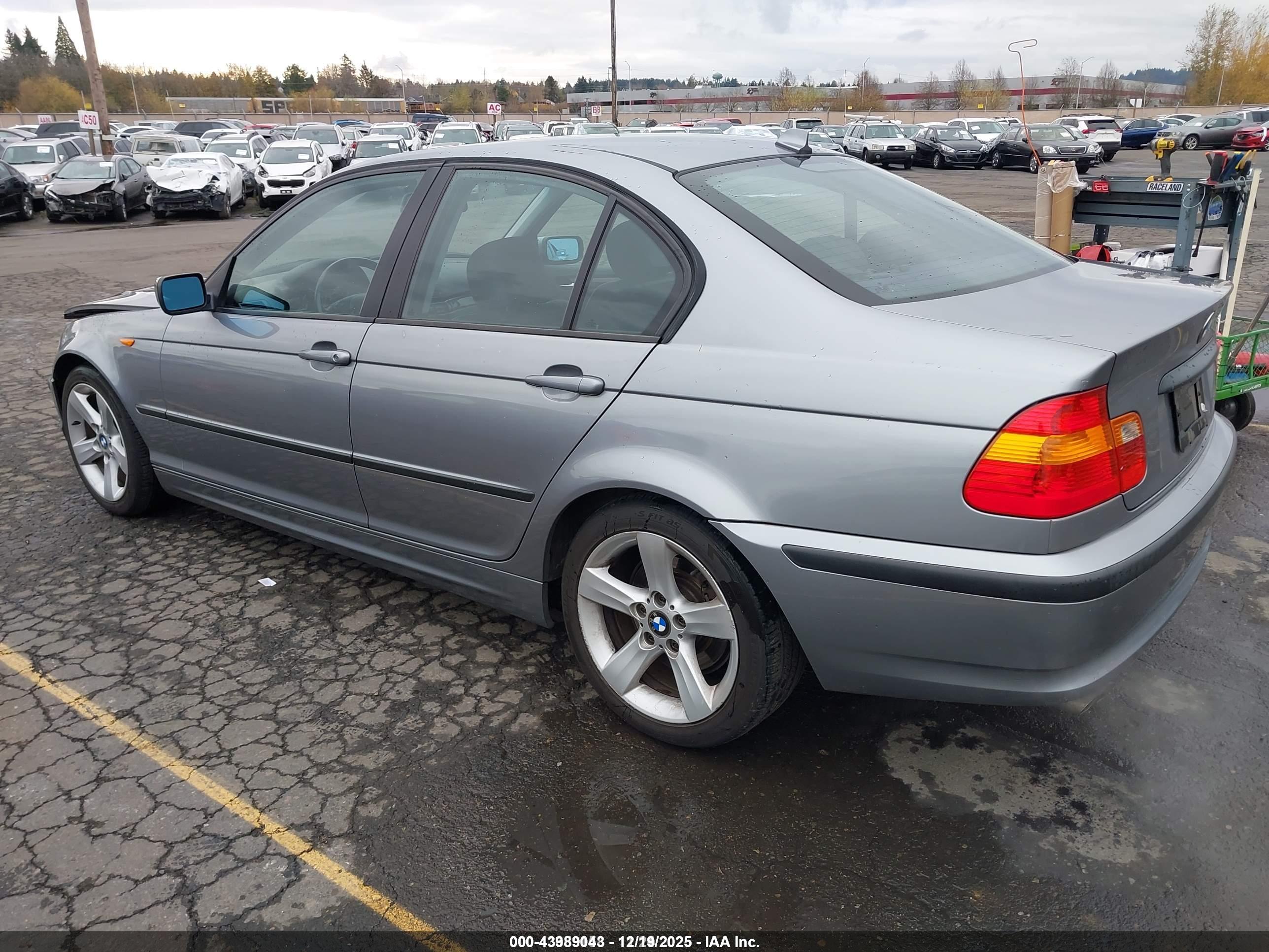 BMW 325I image 3