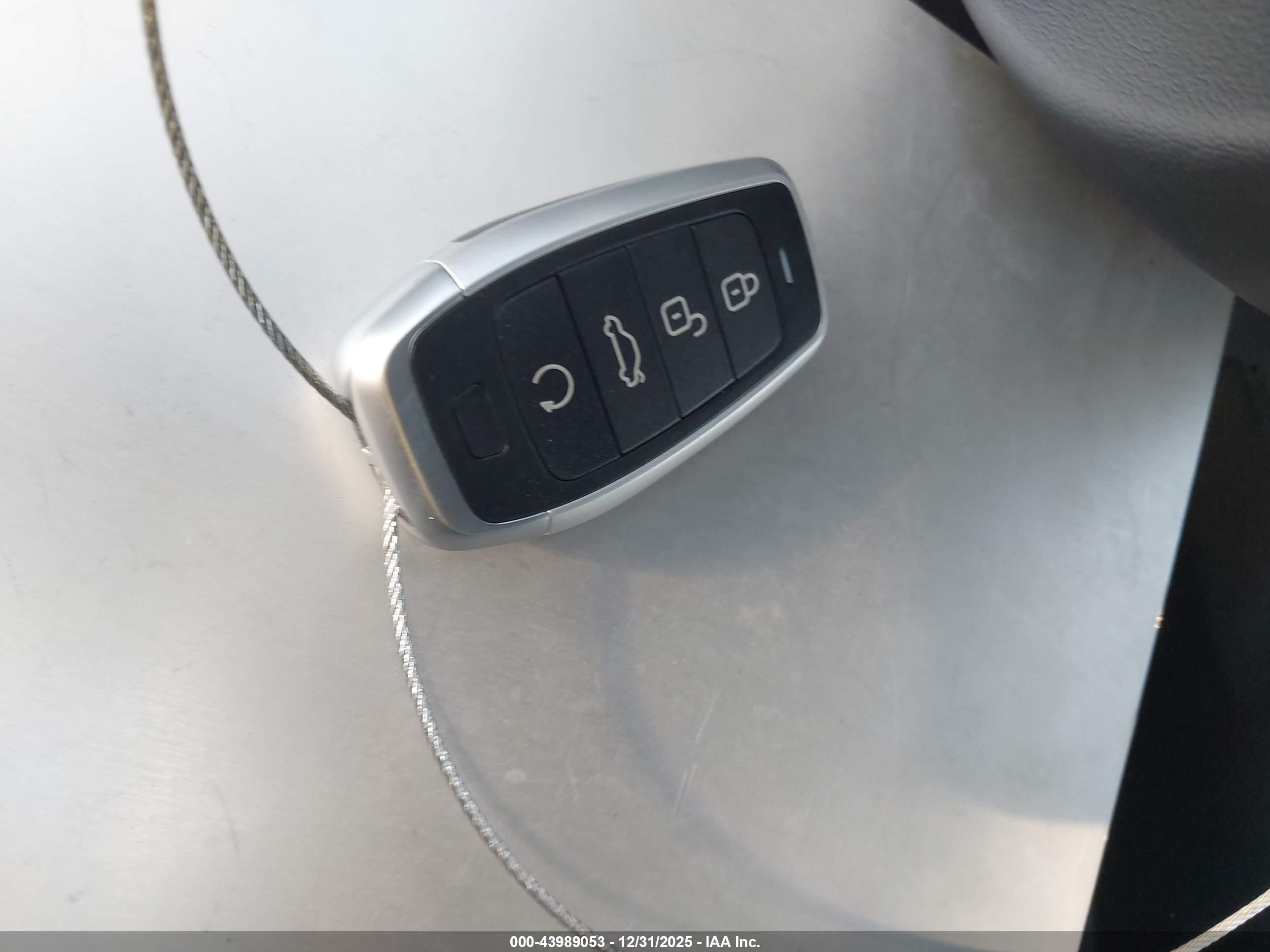 CHEVROLET VOLT image 11