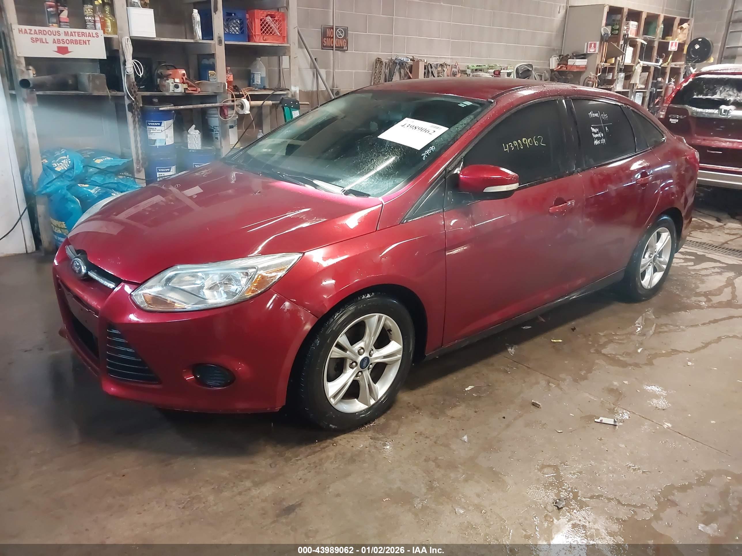 FORD FOCUS image 2