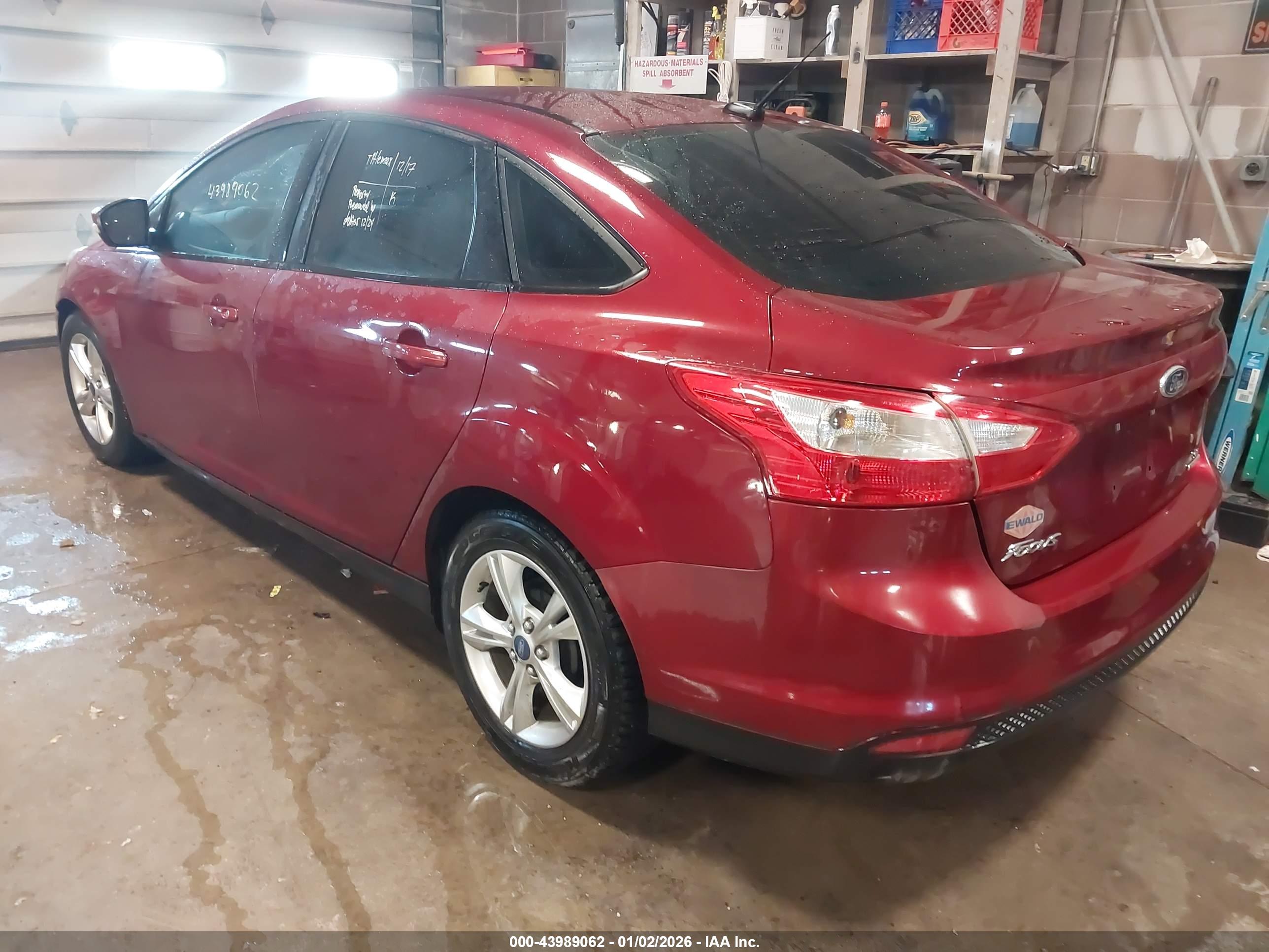 FORD FOCUS image 3