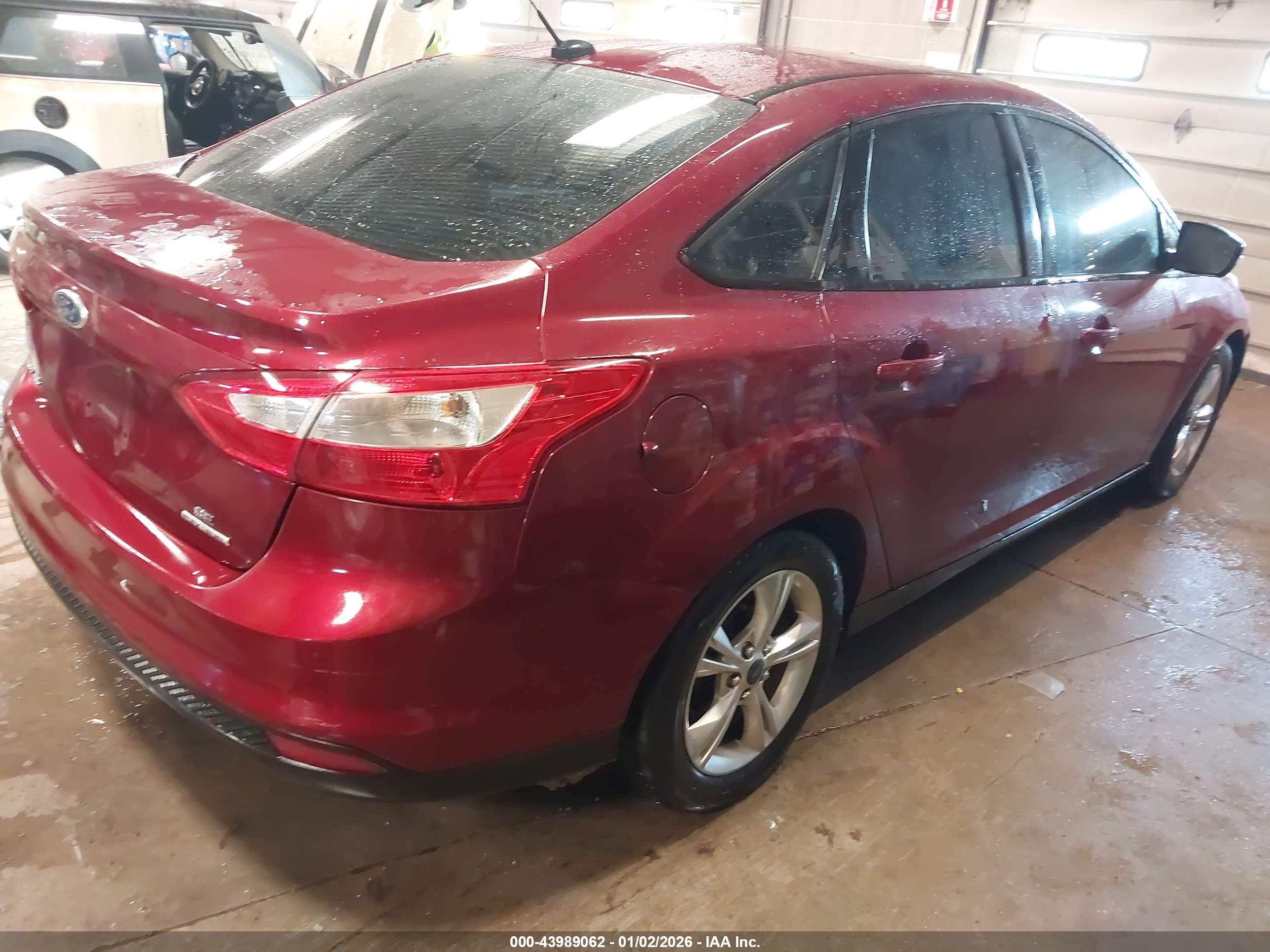 FORD FOCUS image 4