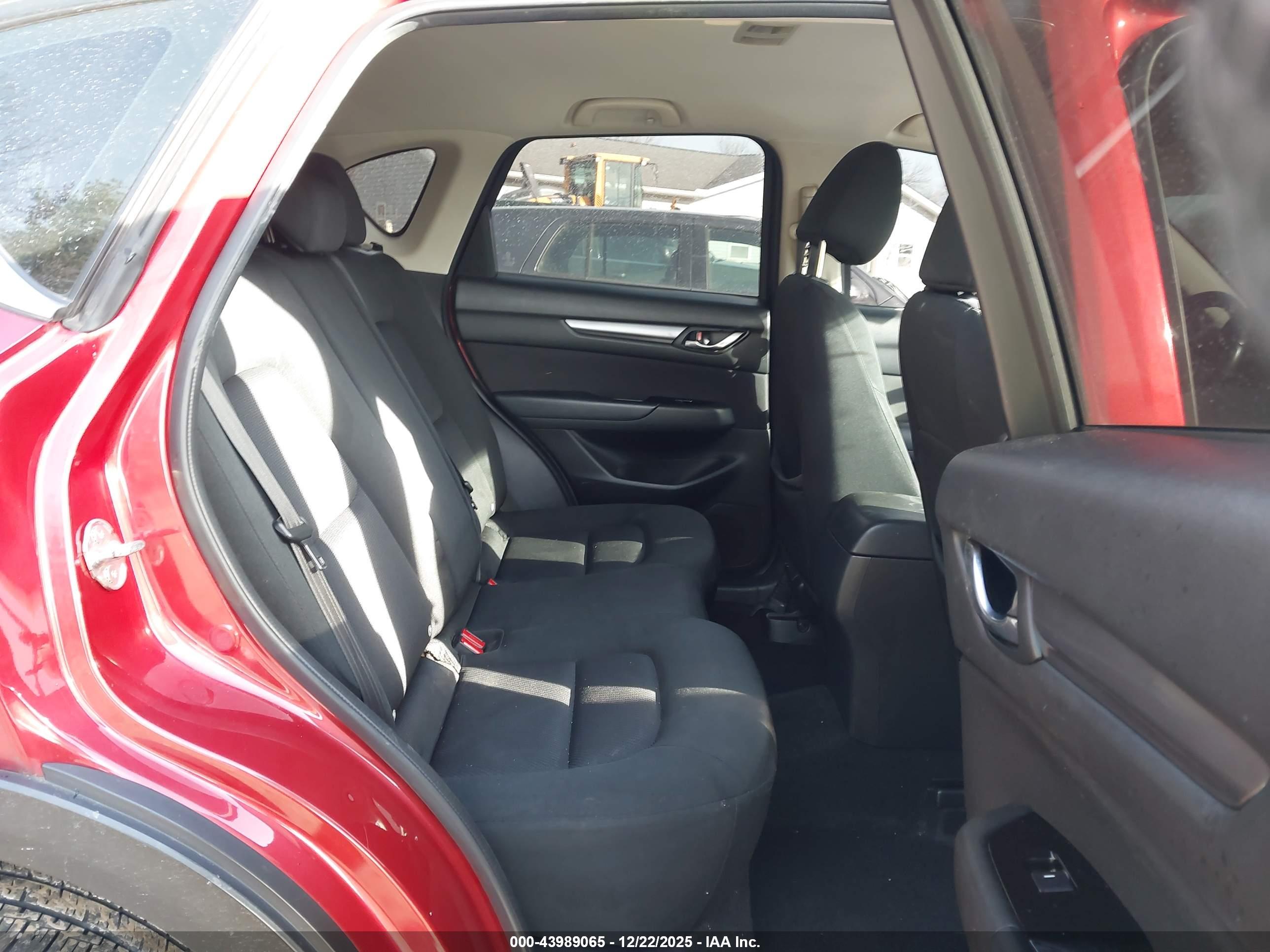 MAZDA CX-5 image 8