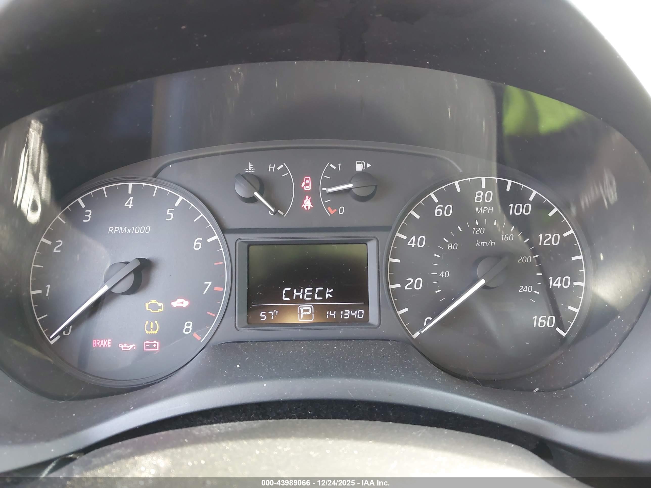 NISSAN SENTRA image 7