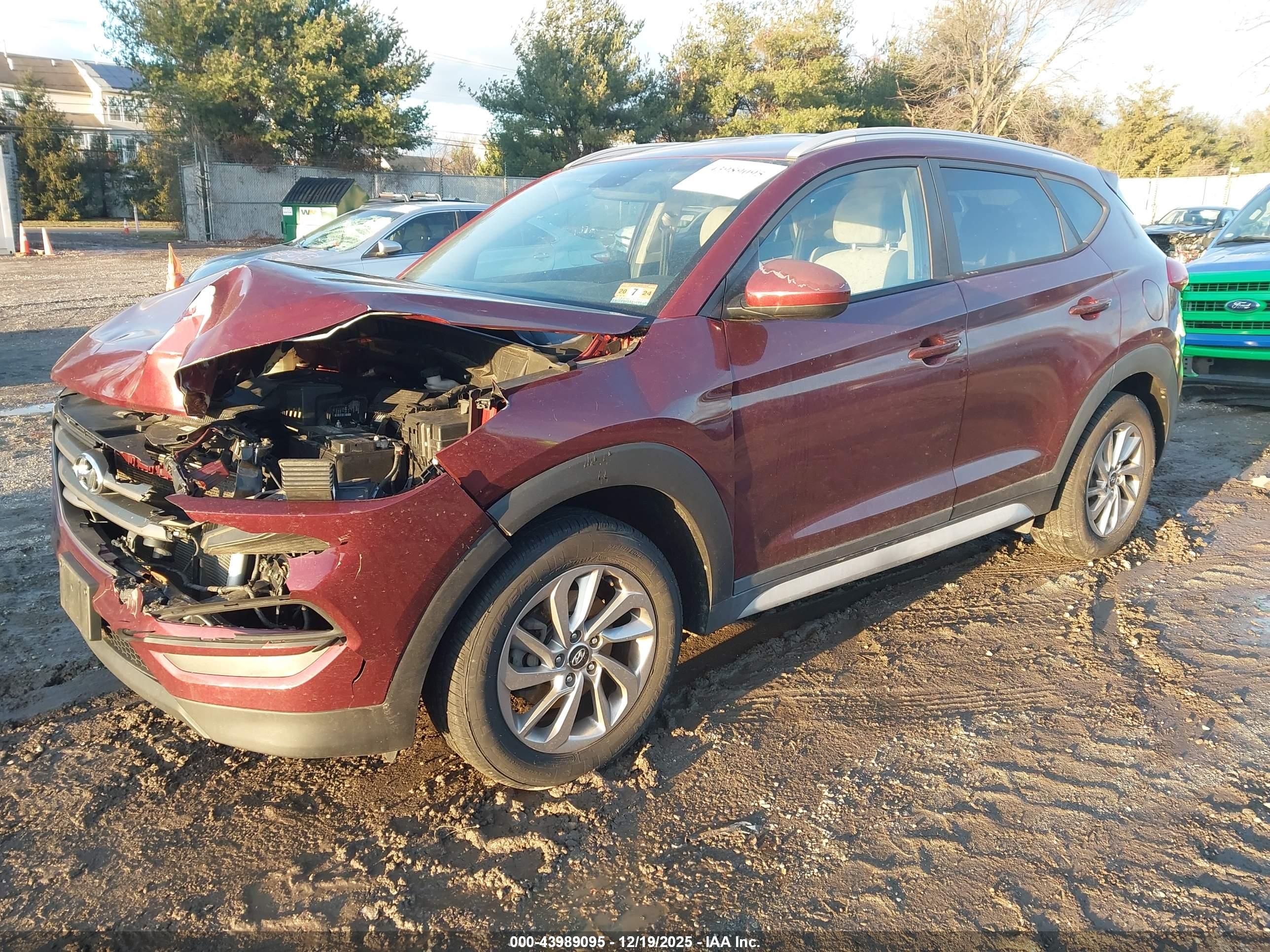 HYUNDAI TUCSON image 2