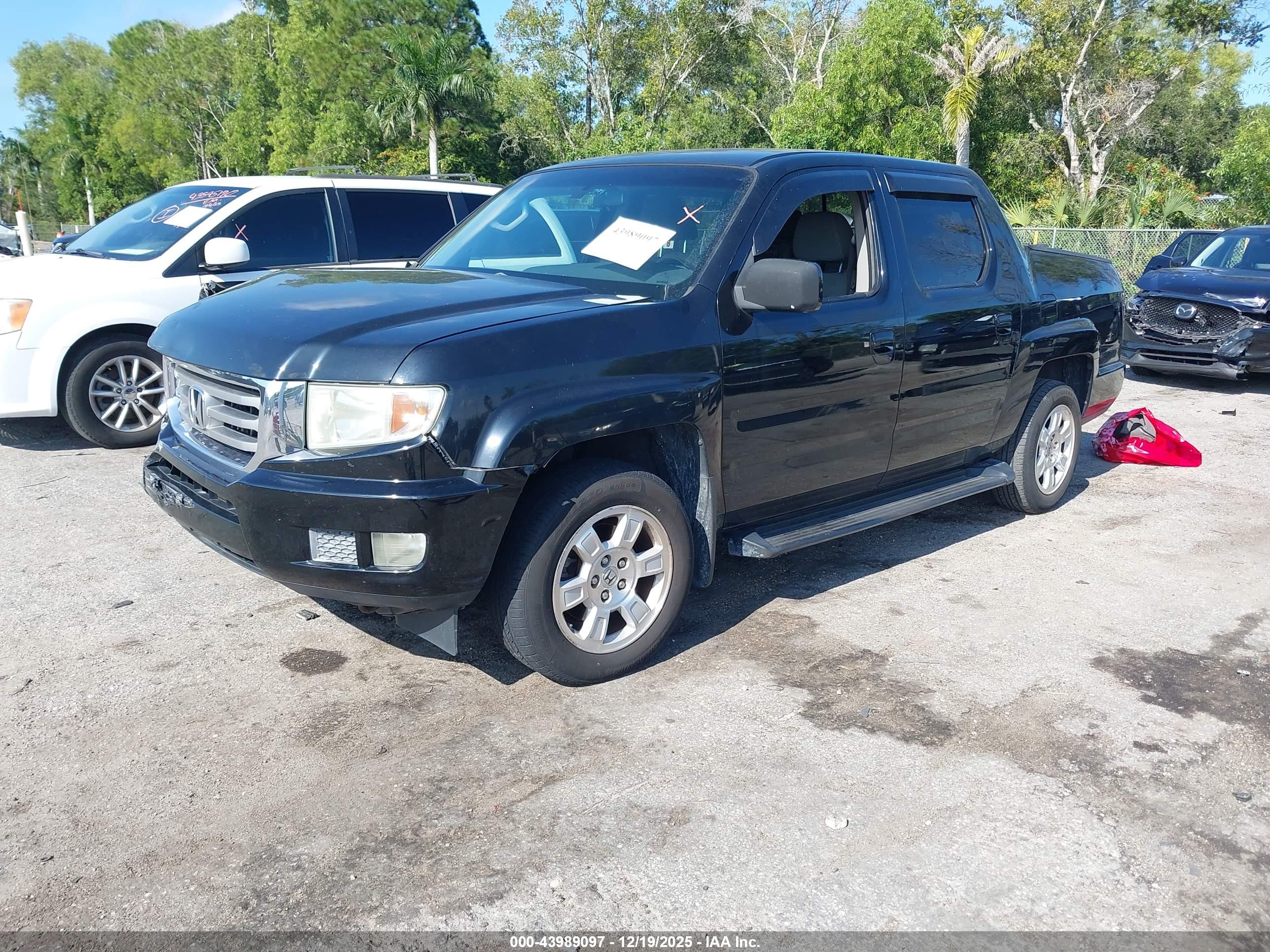 HONDA RIDGELINE image 2