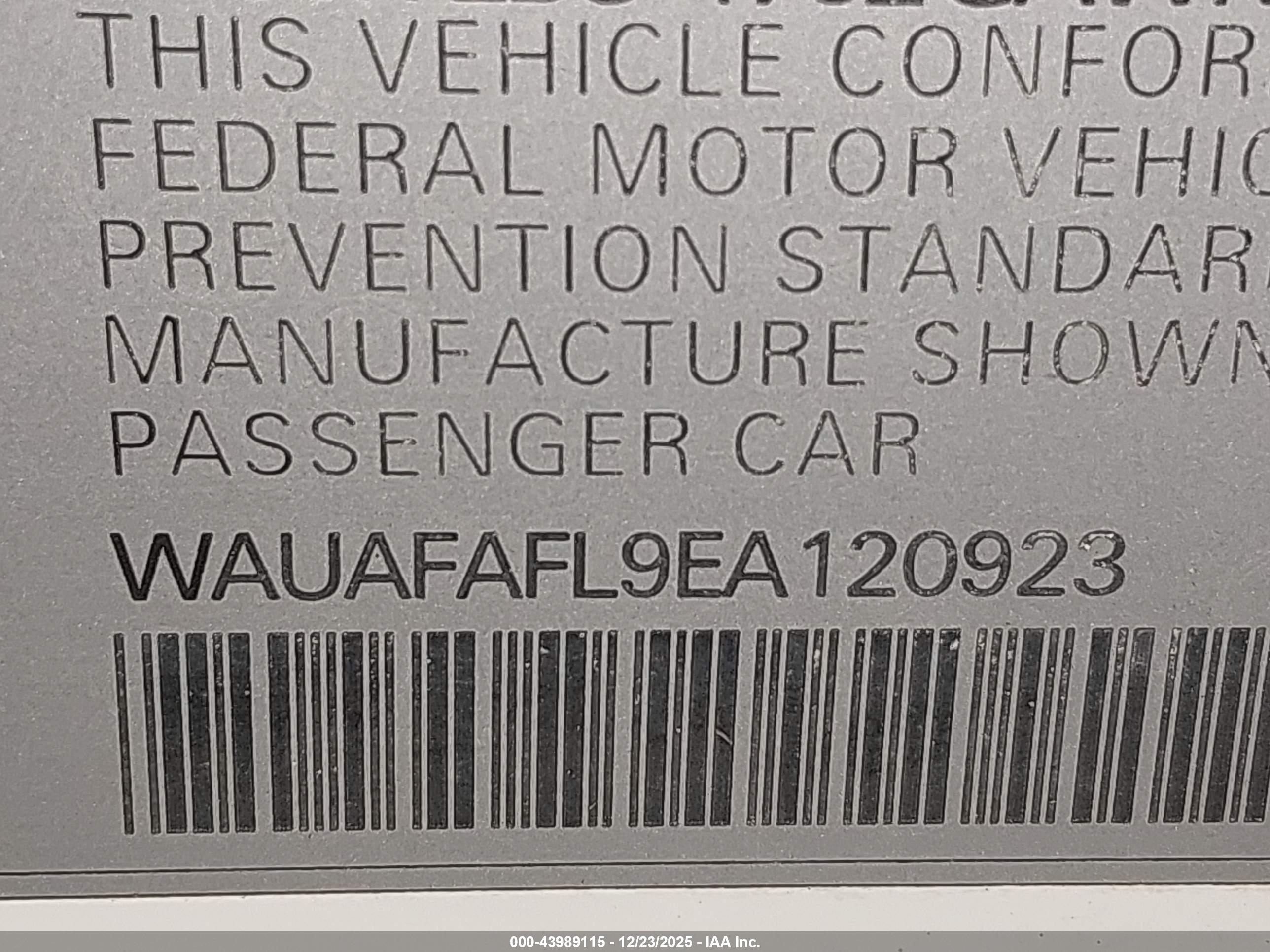 AUDI A4 image 9