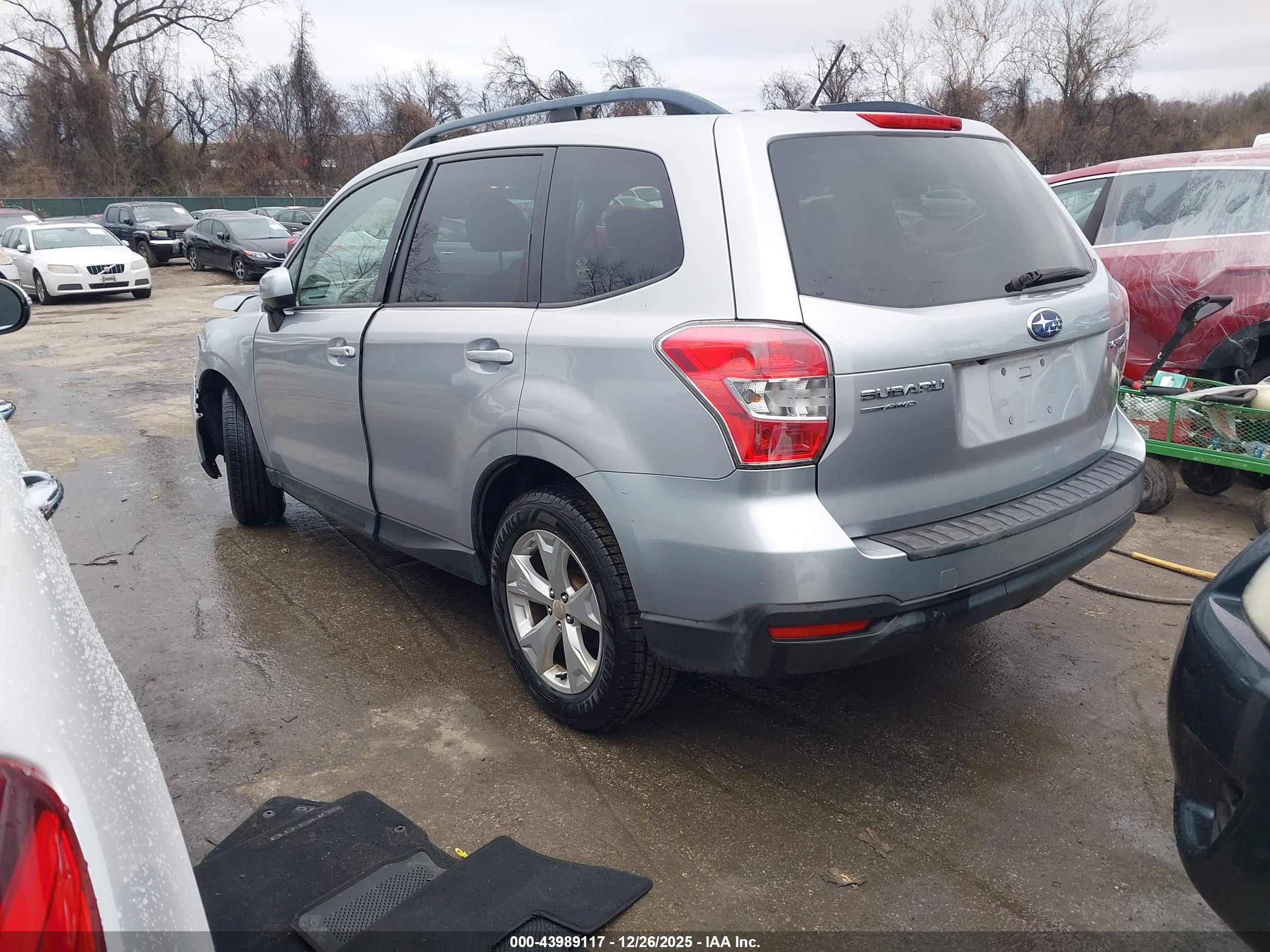 SUBARU FORESTER image 3