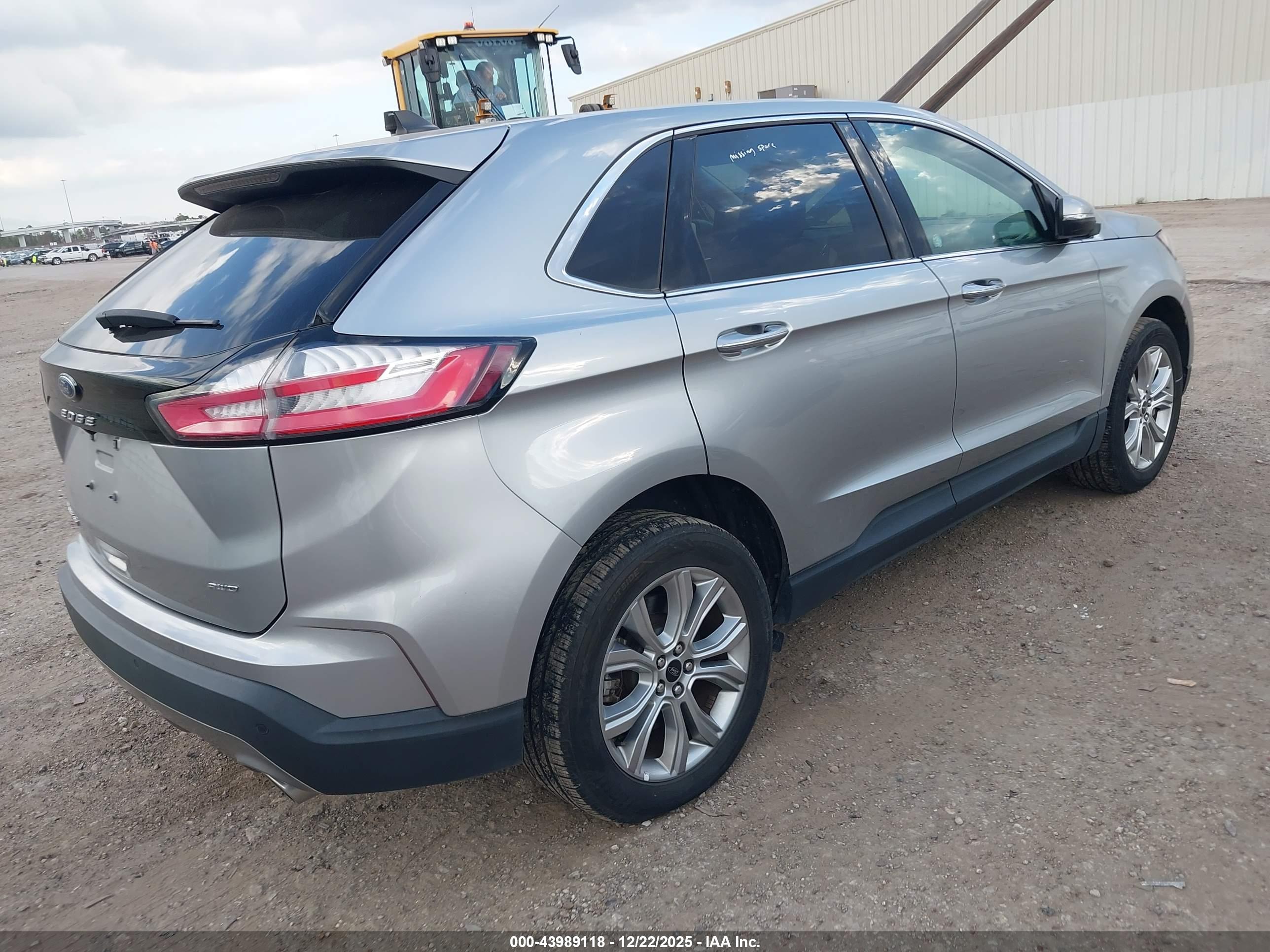 FORD EDGE image 4