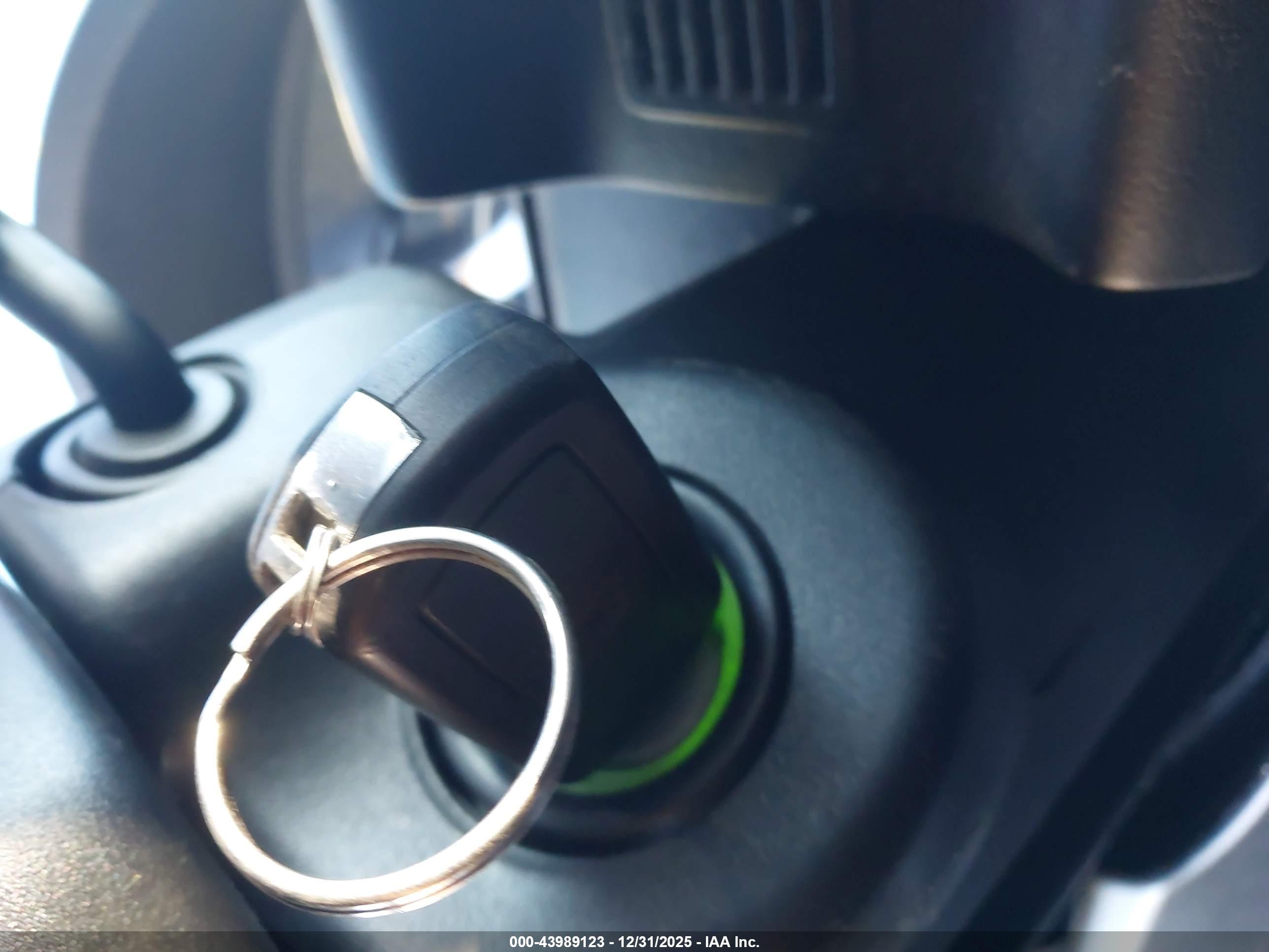LAND ROVER image 11