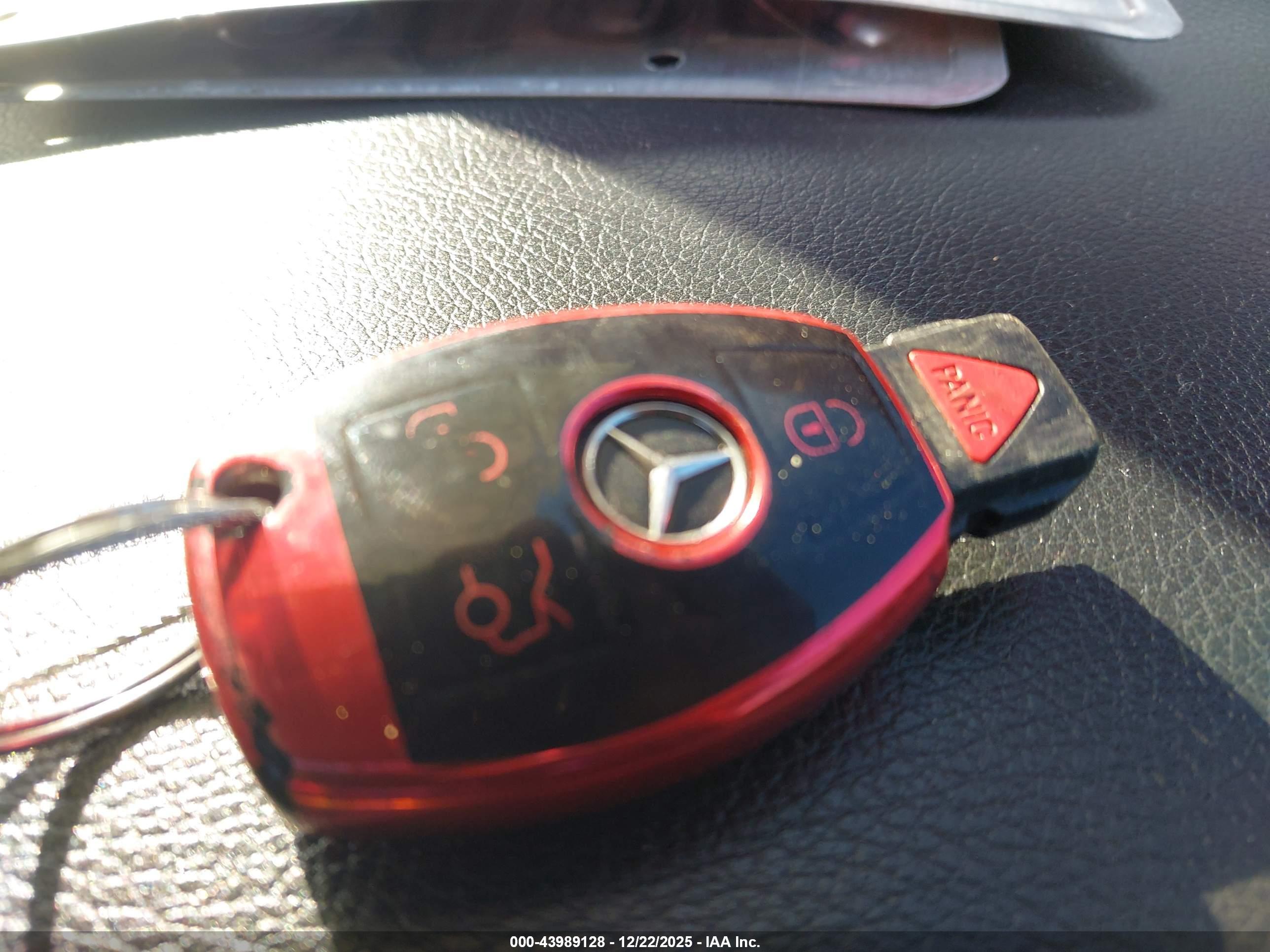 MERCEDES-BENZ C image 11