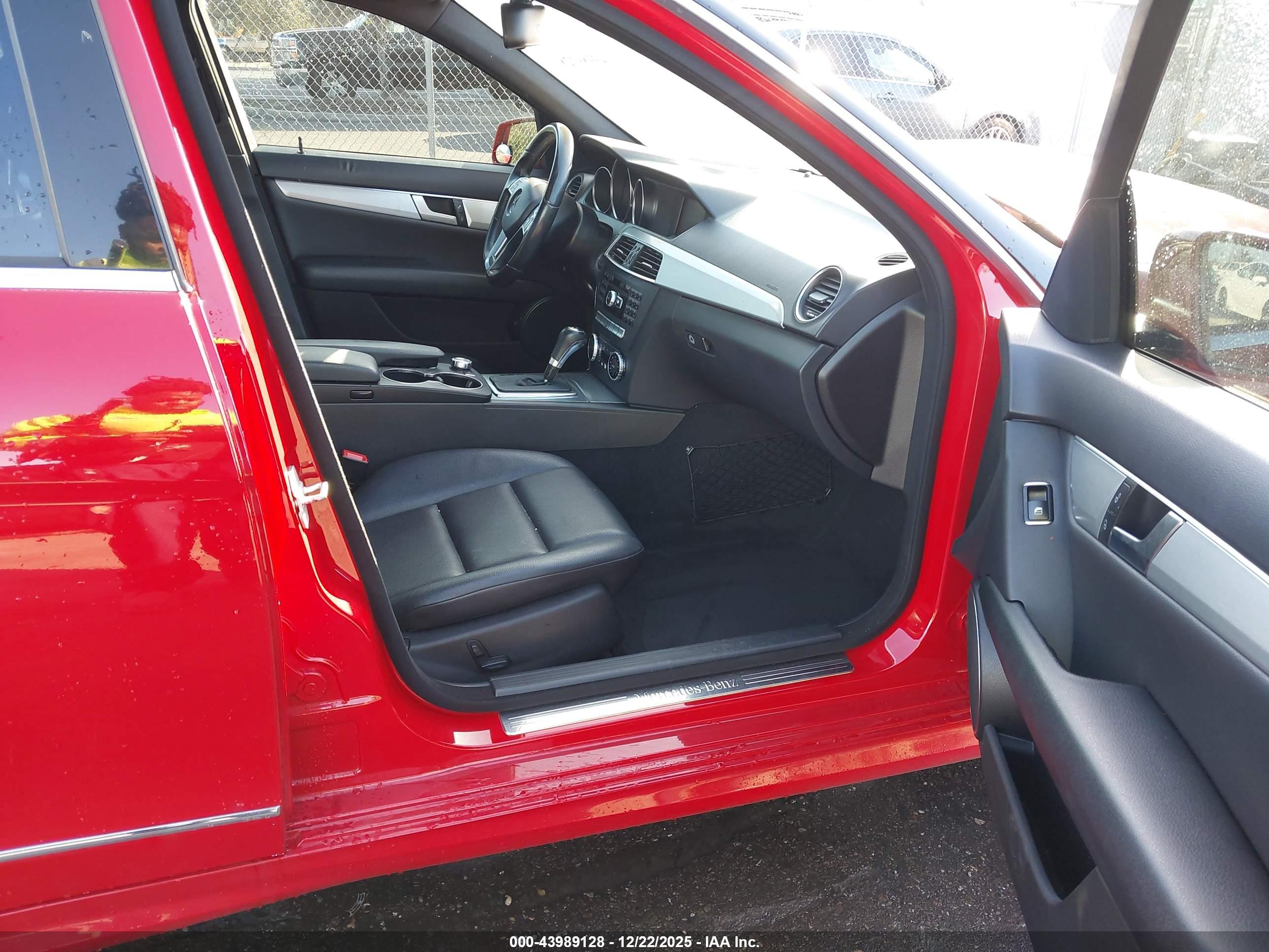 MERCEDES-BENZ C image 5