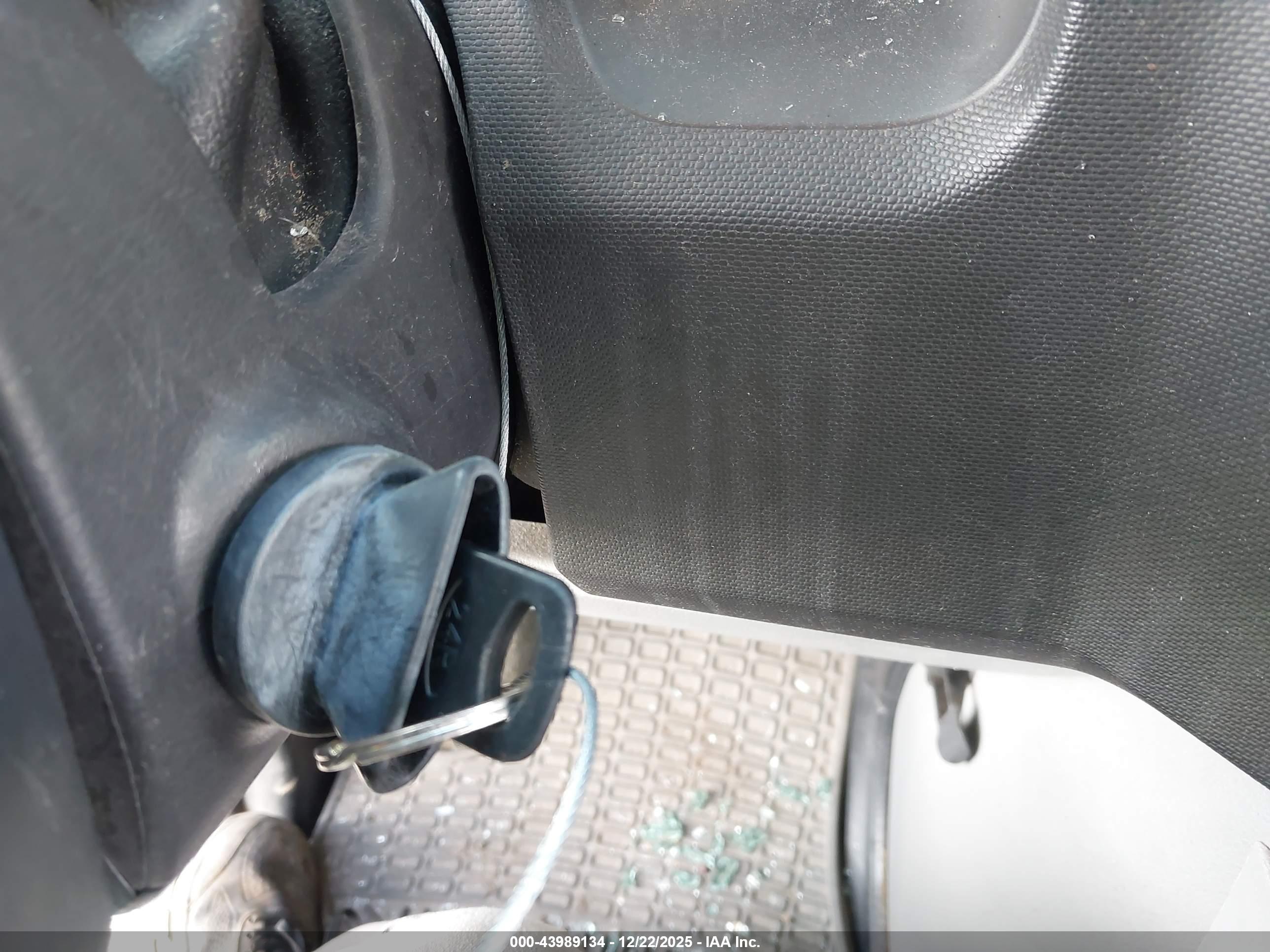 FORD E-350 image 11