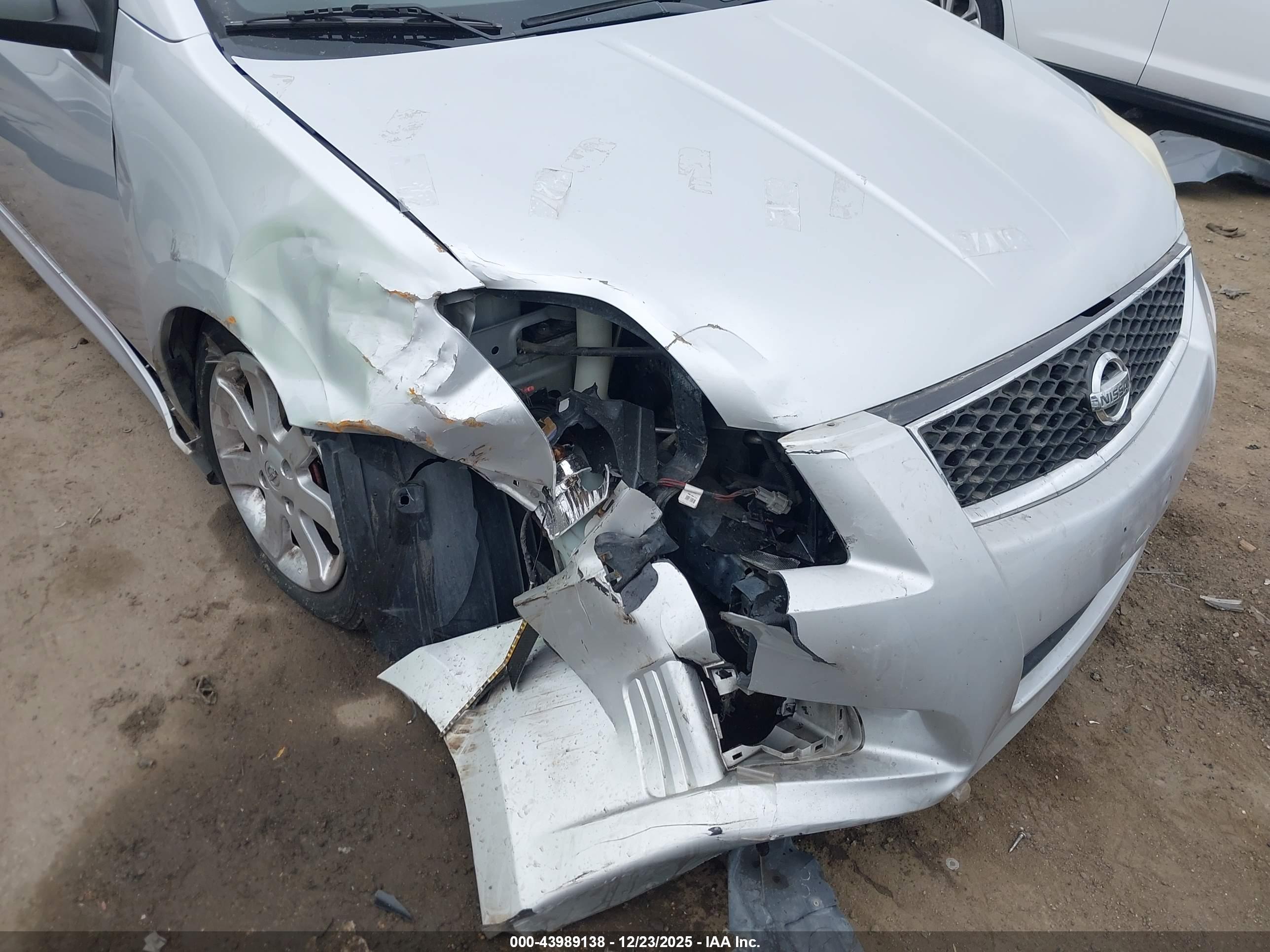 NISSAN SENTRA image 6