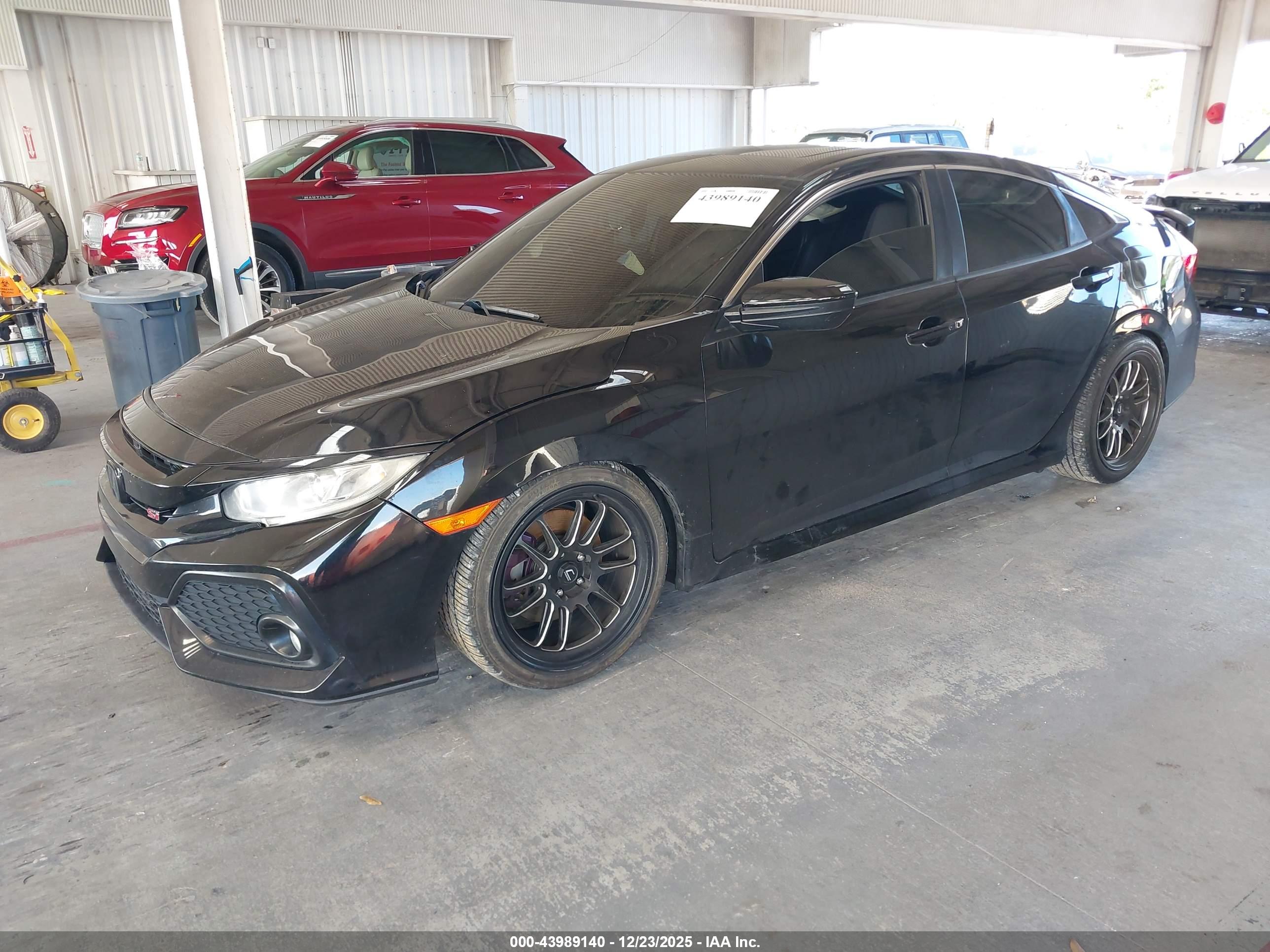 HONDA CIVIC image 2