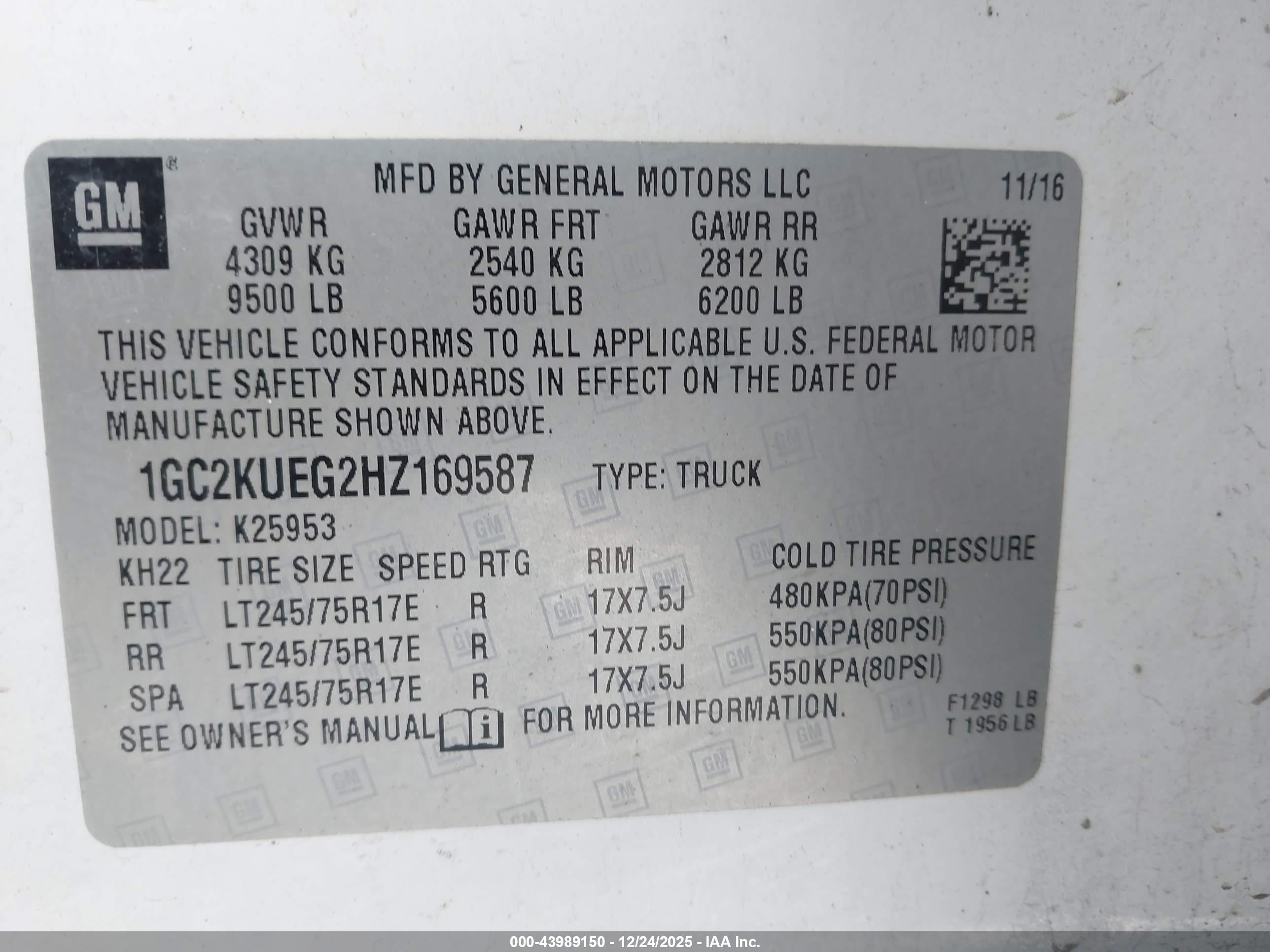 CHEVROLET SILVERADO image 9