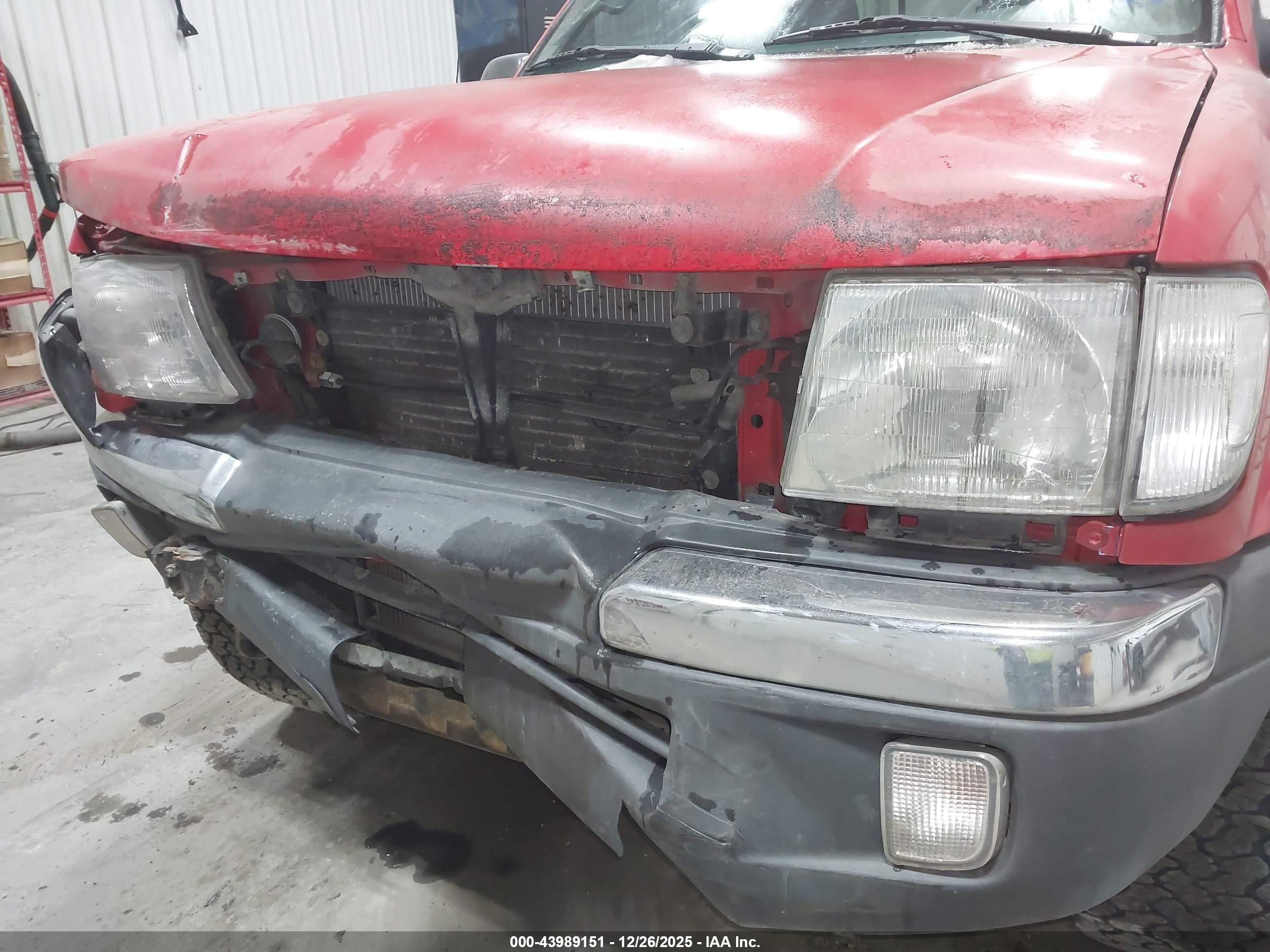 TOYOTA TACOMA image 6