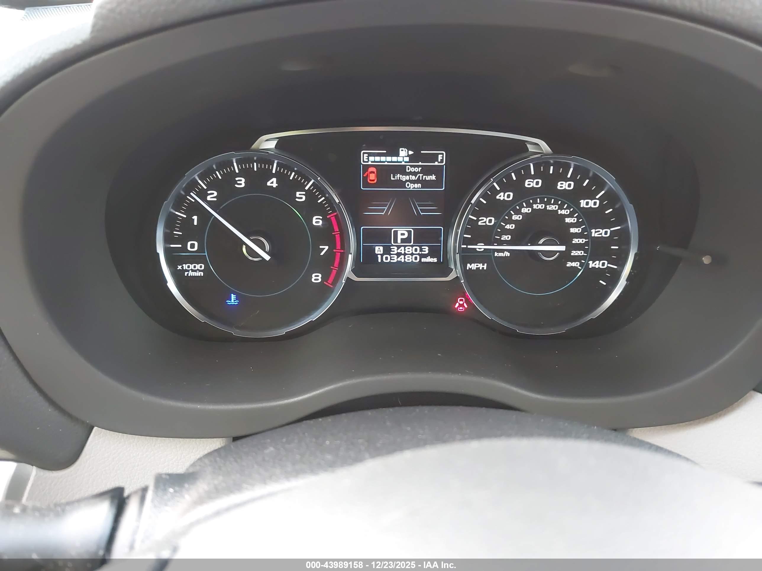 SUBARU FORESTER image 7