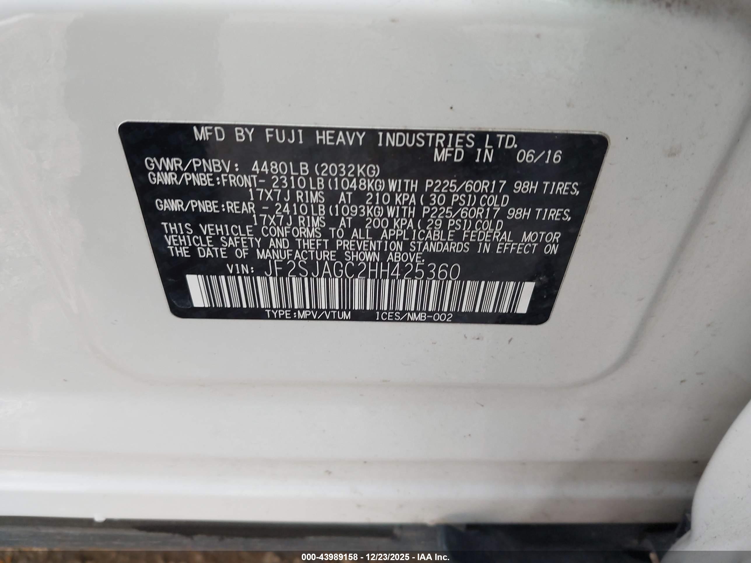 SUBARU FORESTER image 9