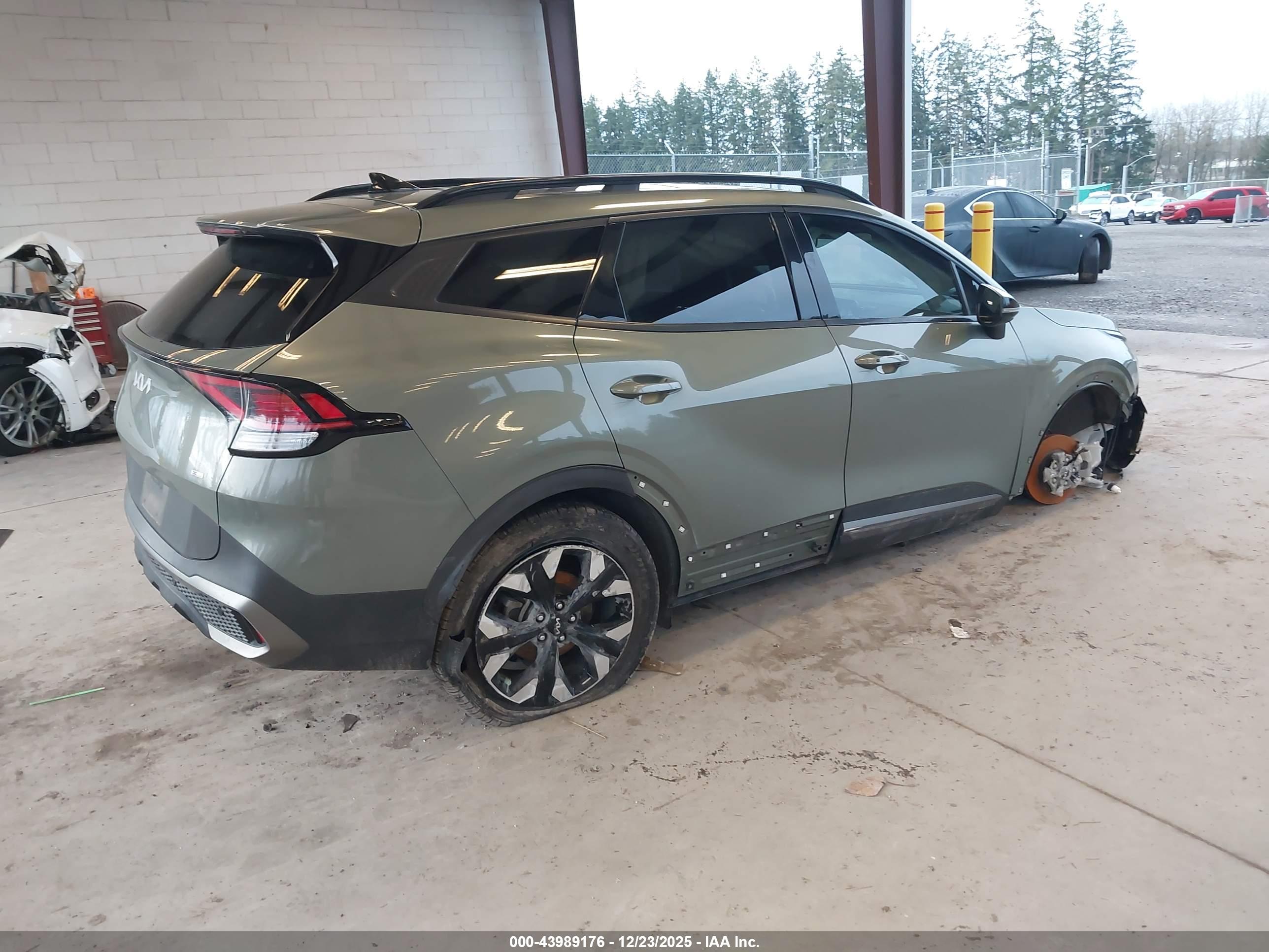 KIA SPORTAGE image 4