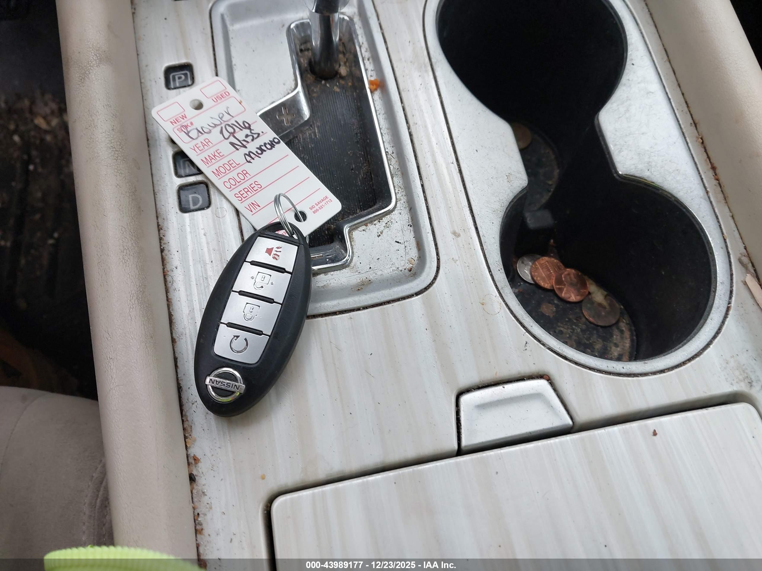 NISSAN MURANO image 11